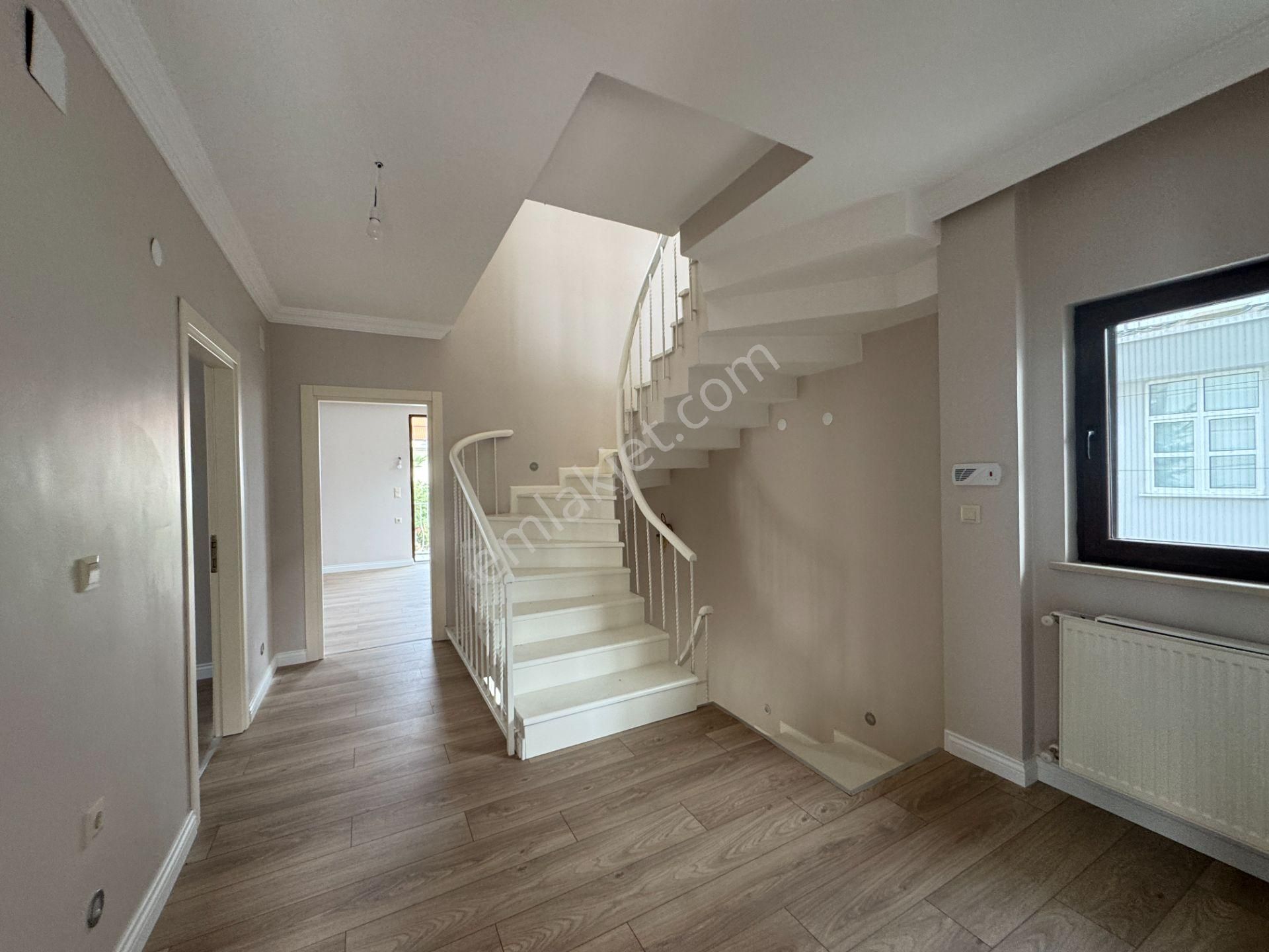 Trabzon Yomra Kaşüstü Kamelya Sitesi Lüks 4+1 Satılık Villa - Görsel 13