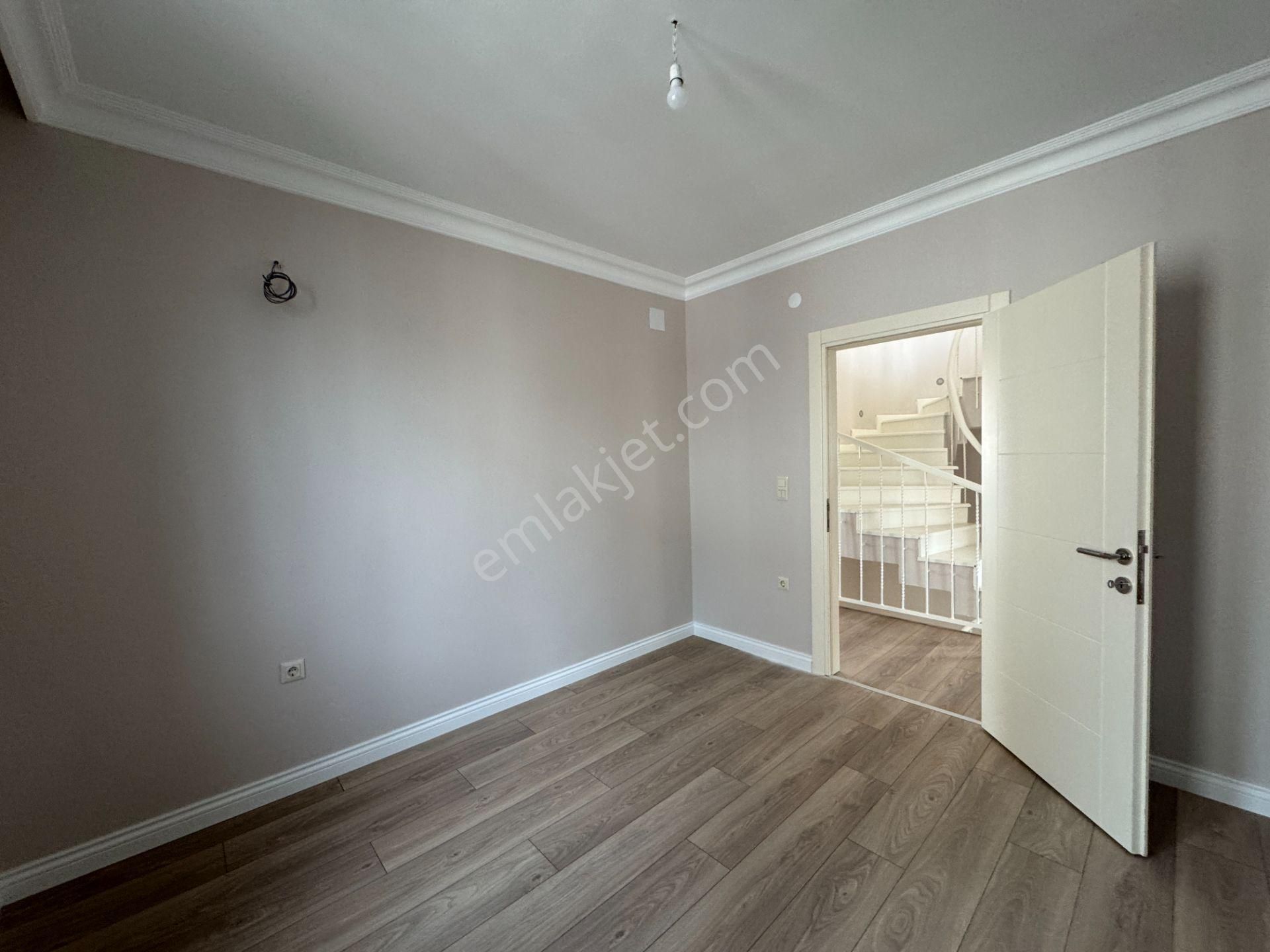 Trabzon Yomra Kaşüstü Kamelya Sitesi Lüks 4+1 Satılık Villa - Görsel 24