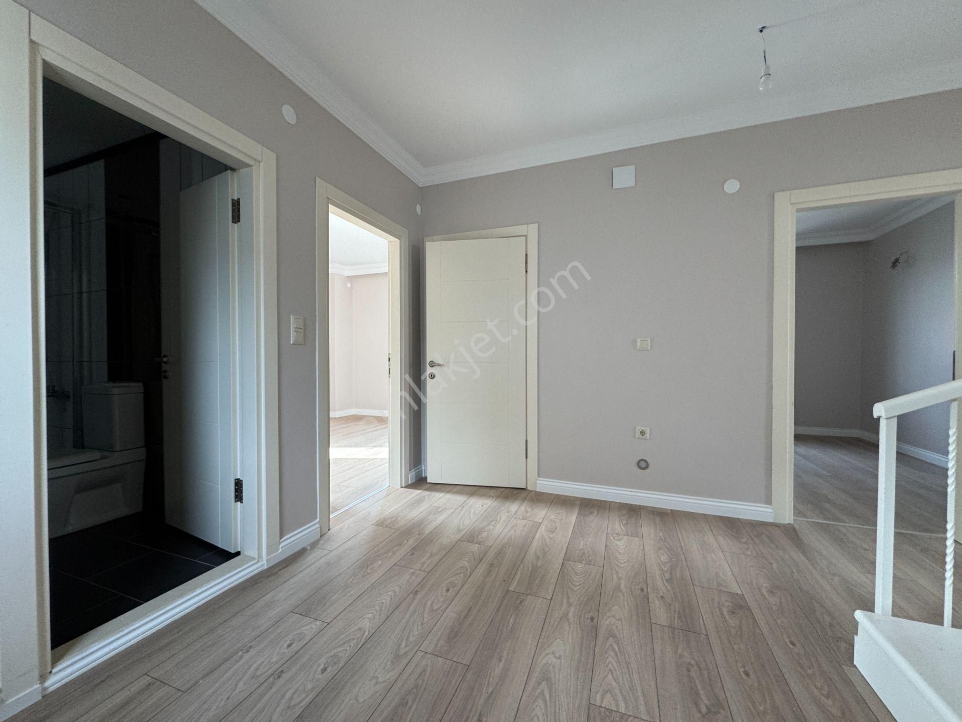 Trabzon Yomra Kaşüstü Kamelya Sitesi Lüks 4+1 Satılık Villa - Görsel 15