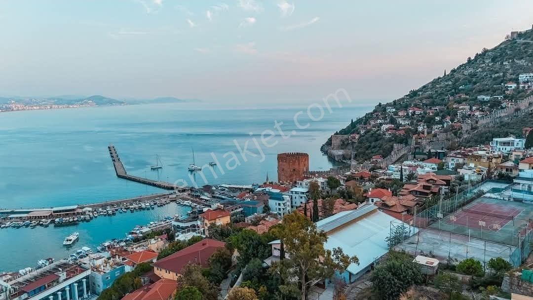 Alanya Kale'de Muhteşem Deniz Manzaralı 3+1 Satılık Boş Daire - Görsel 8