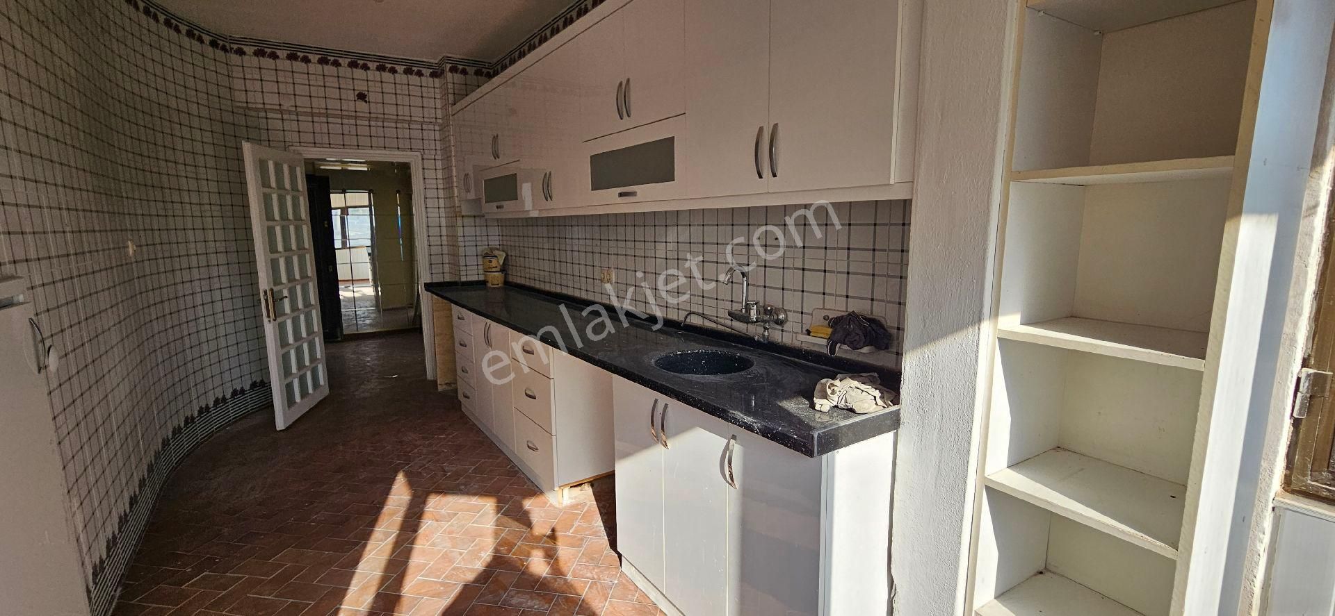 Alanya Kale'de Muhteşem Deniz Manzaralı 3+1 Satılık Boş Daire - Görsel 5