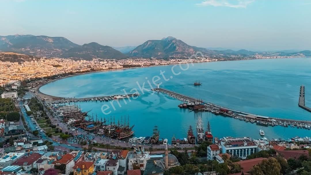 Alanya Kale'de Muhteşem Deniz Manzaralı 3+1 Satılık Boş Daire - Görsel 2