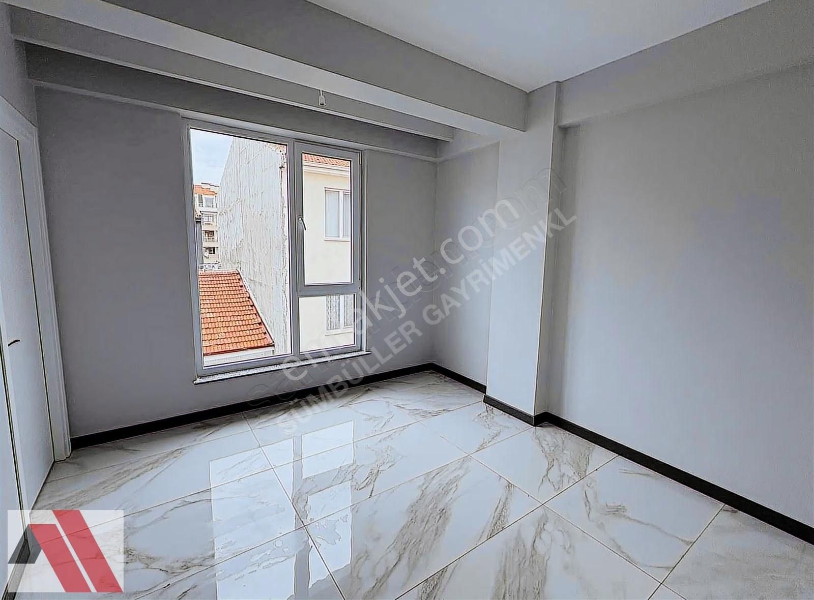 Sümbüller'den Eğitimciler Caddesi Dibinde Arakat Geniş 2+0 Daire - Görsel 15