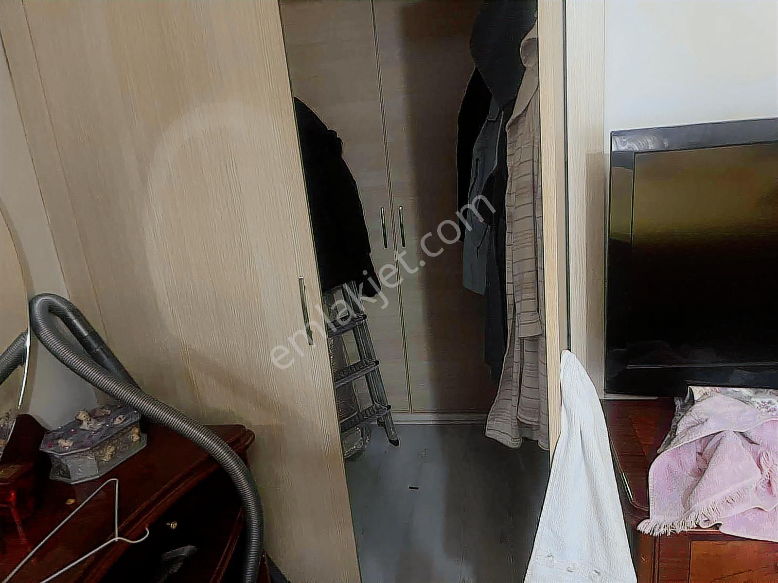 Teraslı Full Yapılı Merkezi Konumda Fırsat Dairesi - Görsel 9