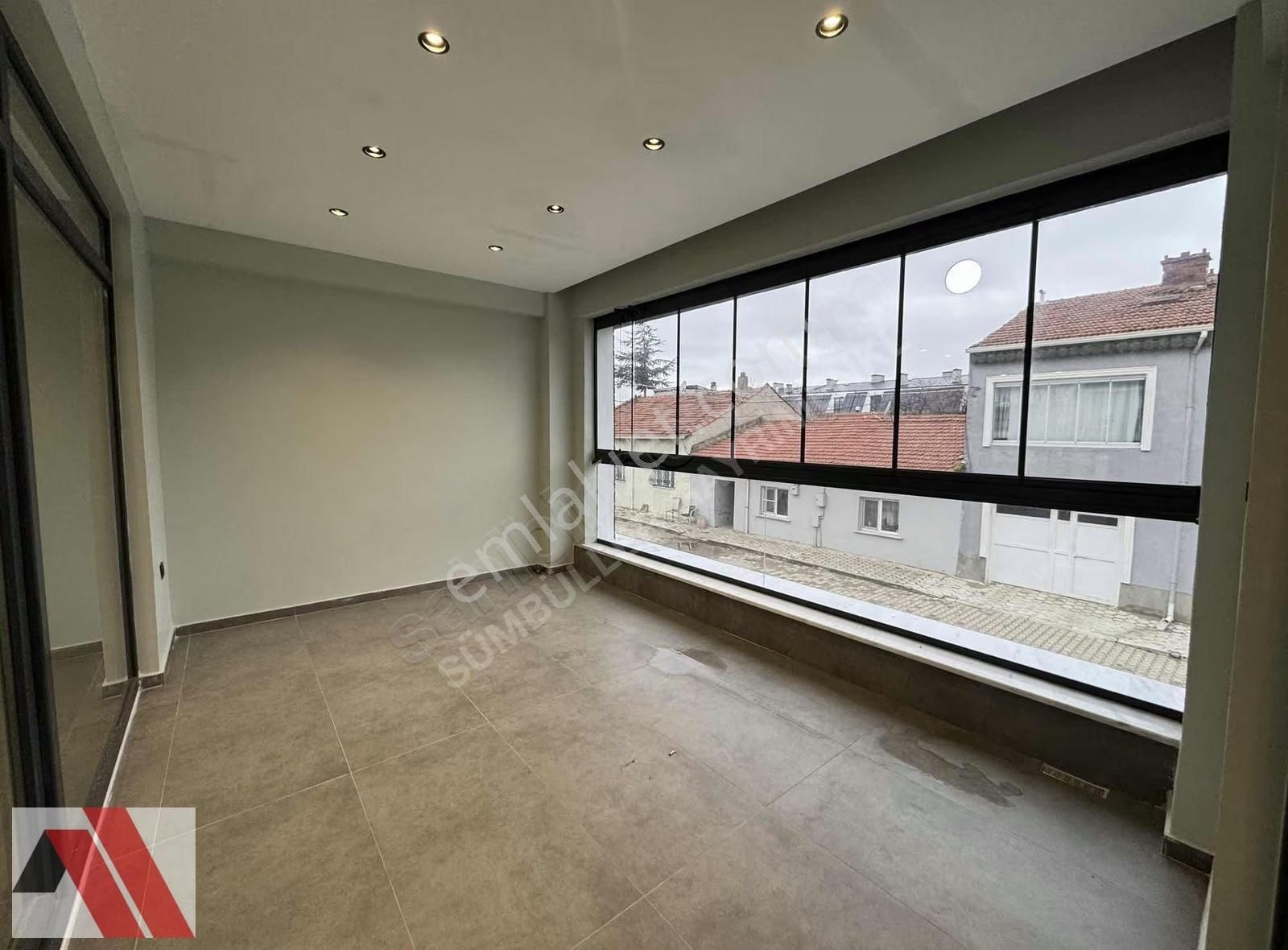 Sümbüller'den Villalar Bölgesinde Ö.garaj Kış Bahçeli Geniş 4+1 - Görsel 11