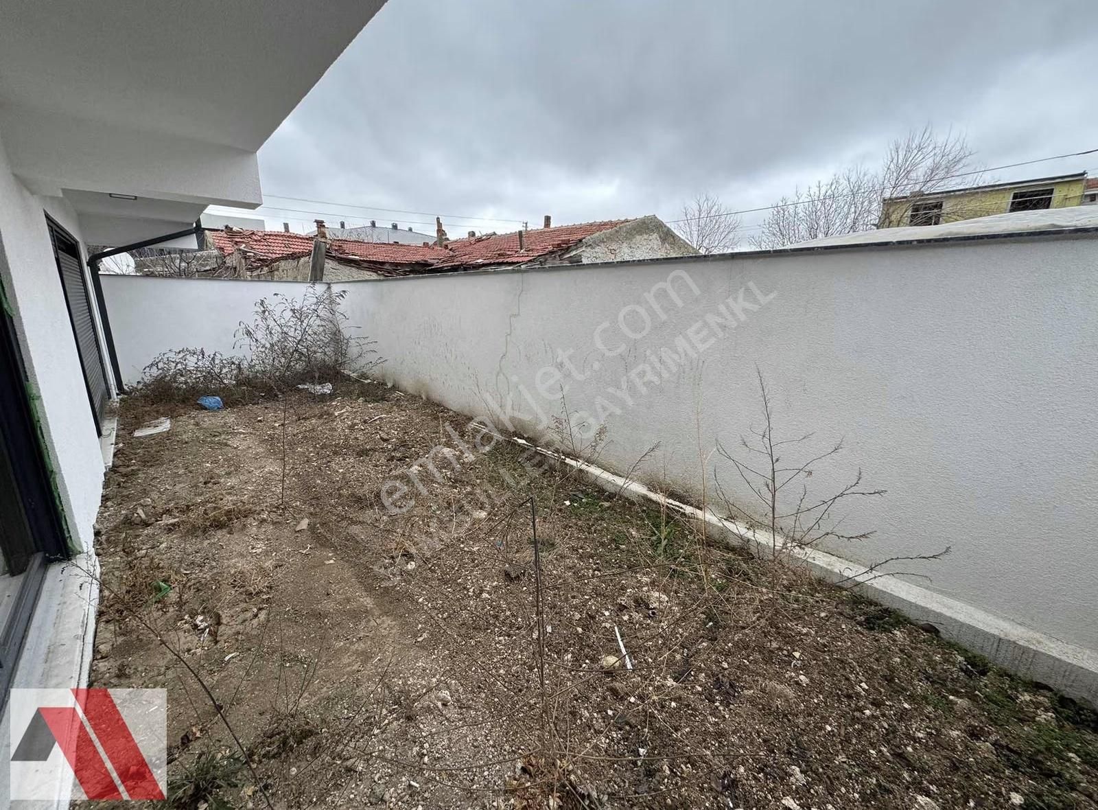 Sümbüller'den Villalar Bölgesinde Ö.garaj Kış Bahçeli Geniş 4+1 - Görsel 23