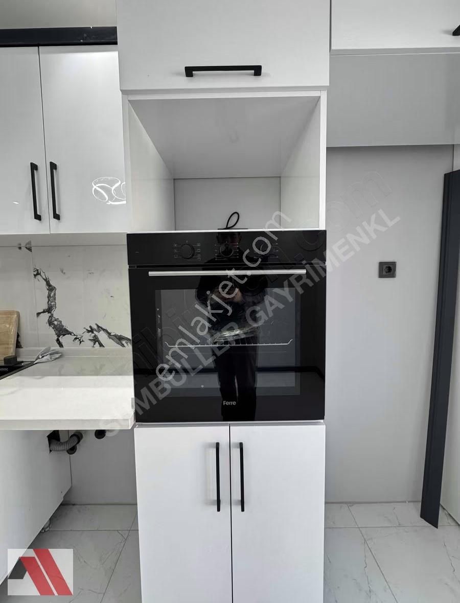 Sümbüller'den Şehir Merkezi İskanlı Köşe E.banyo Z.ısıtma Son3+1 - Görsel 3