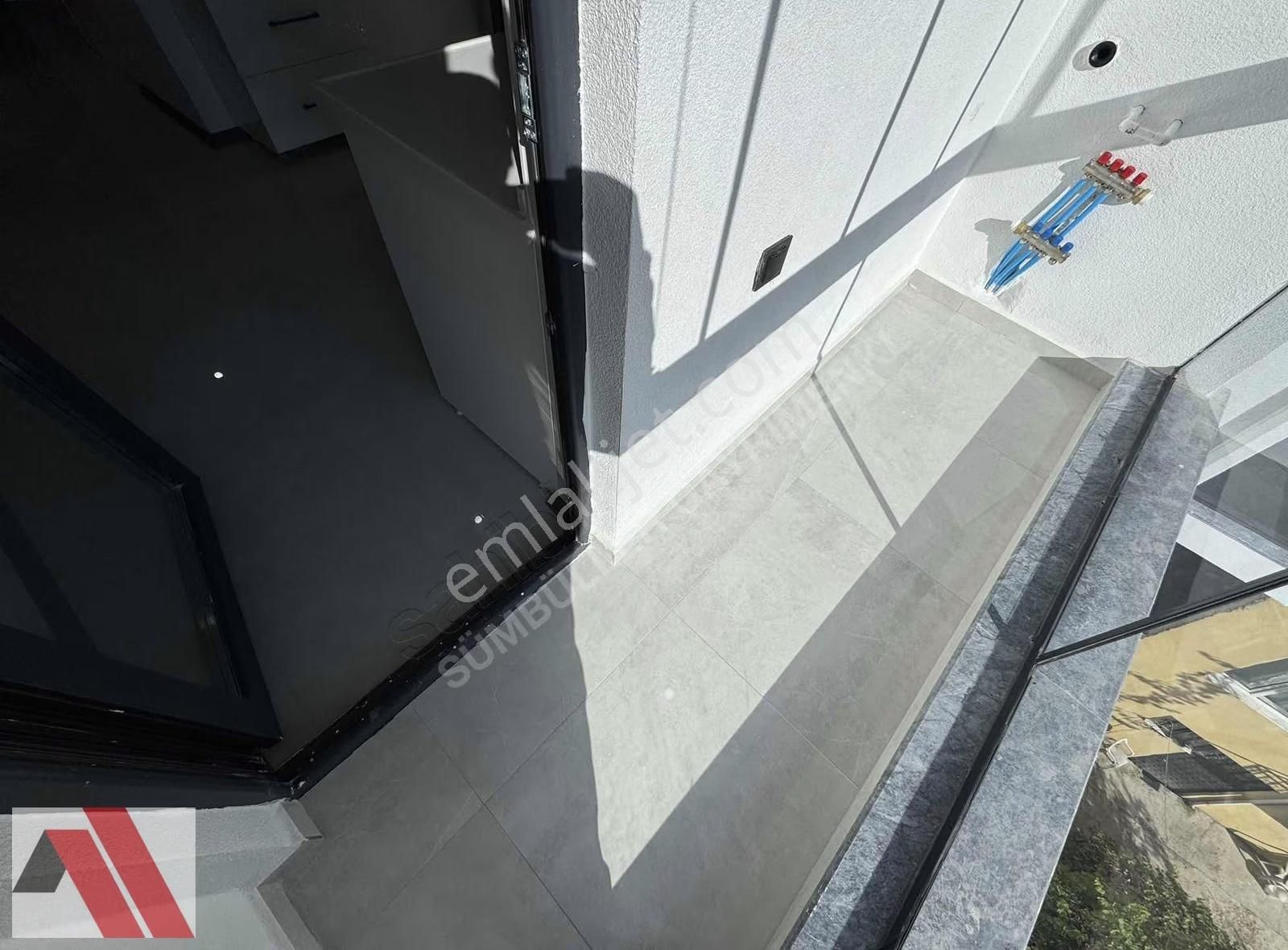 Sümbüller'den Kanal 26 Yakını İskanlı Arakat Z.ısıtma Geniş 2+0 - Görsel 7