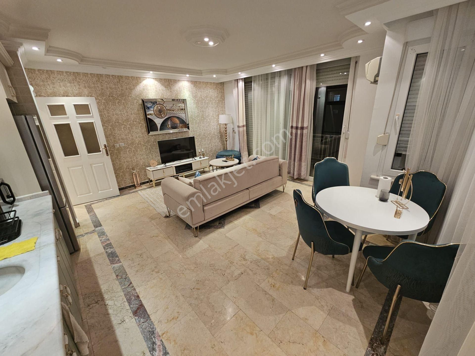 Alanya Merkez Kızlarpınarı Mah 2+1 Havuzlu