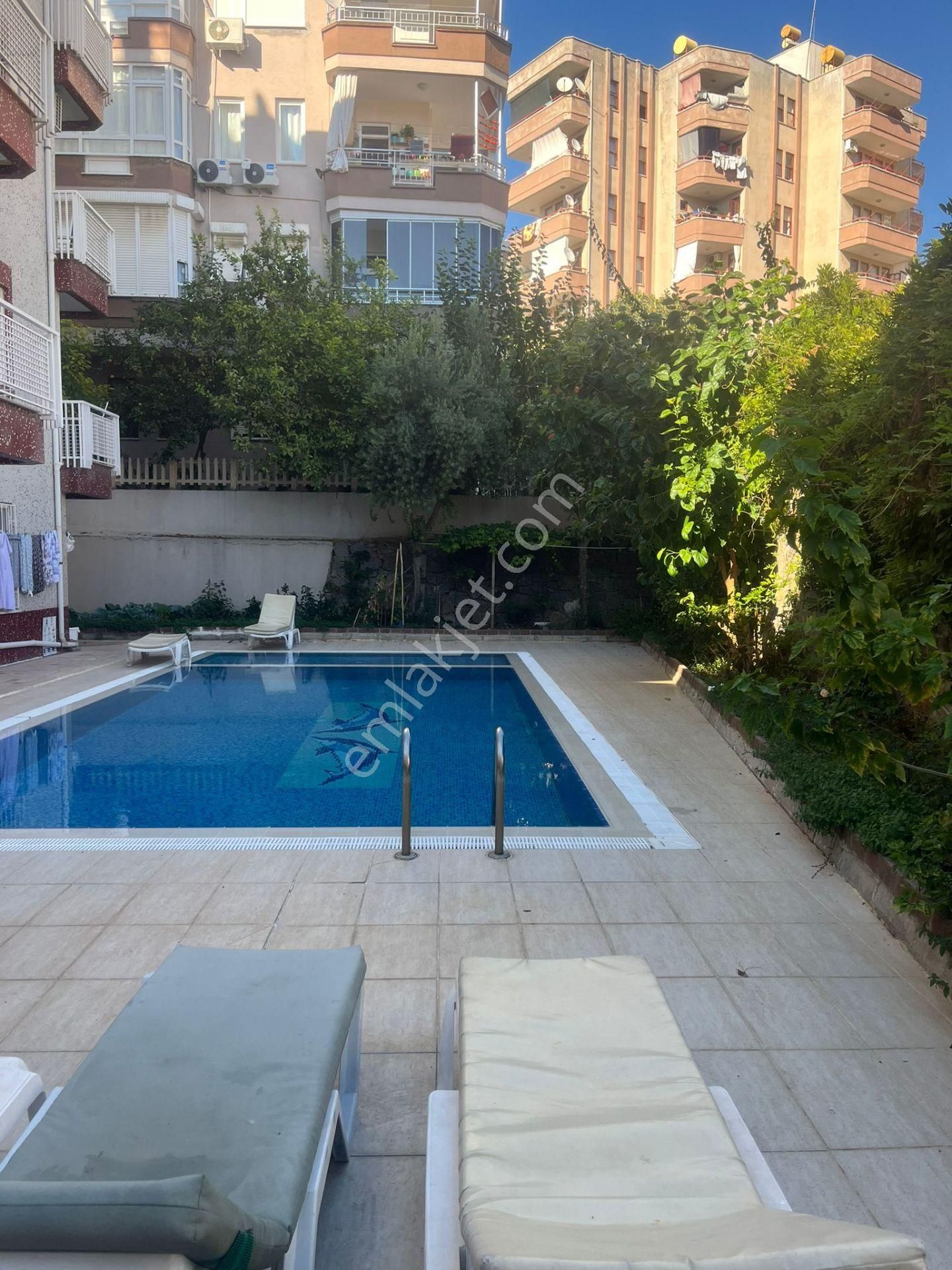 Alanya Merkez Kızlarpınarı Mah 2+1 Havuzlu - Görsel 2
