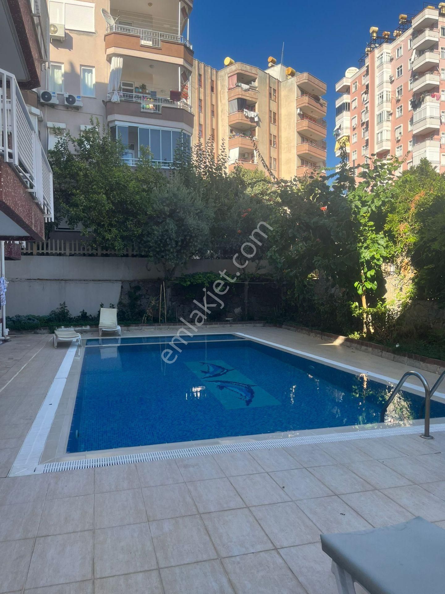 Alanya Merkez Kızlarpınarı Mah 2+1 Havuzlu - Görsel 14