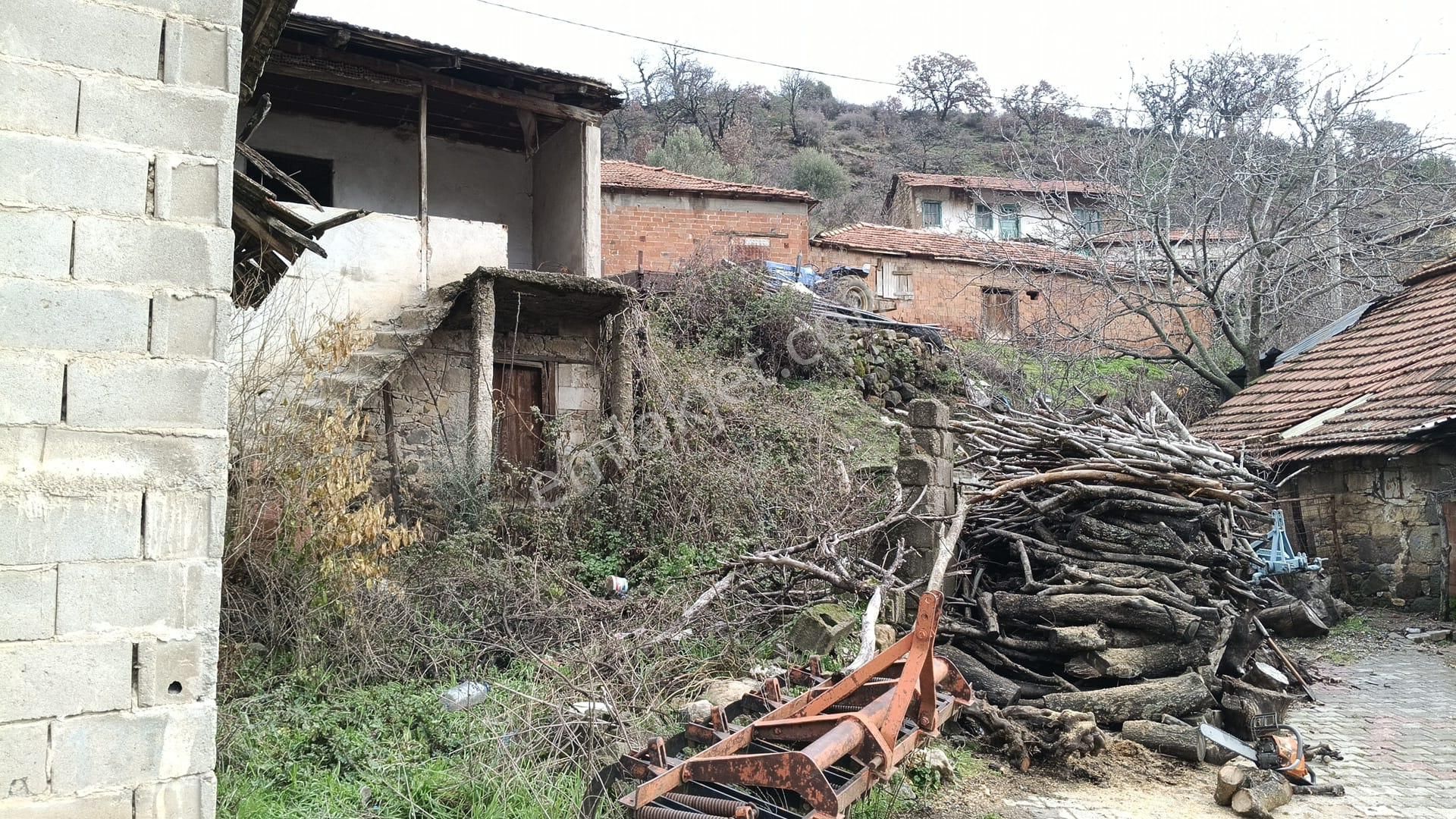 Bergama Karalar Köyünde 2 Haneli Müstakil Ev - Görsel 6