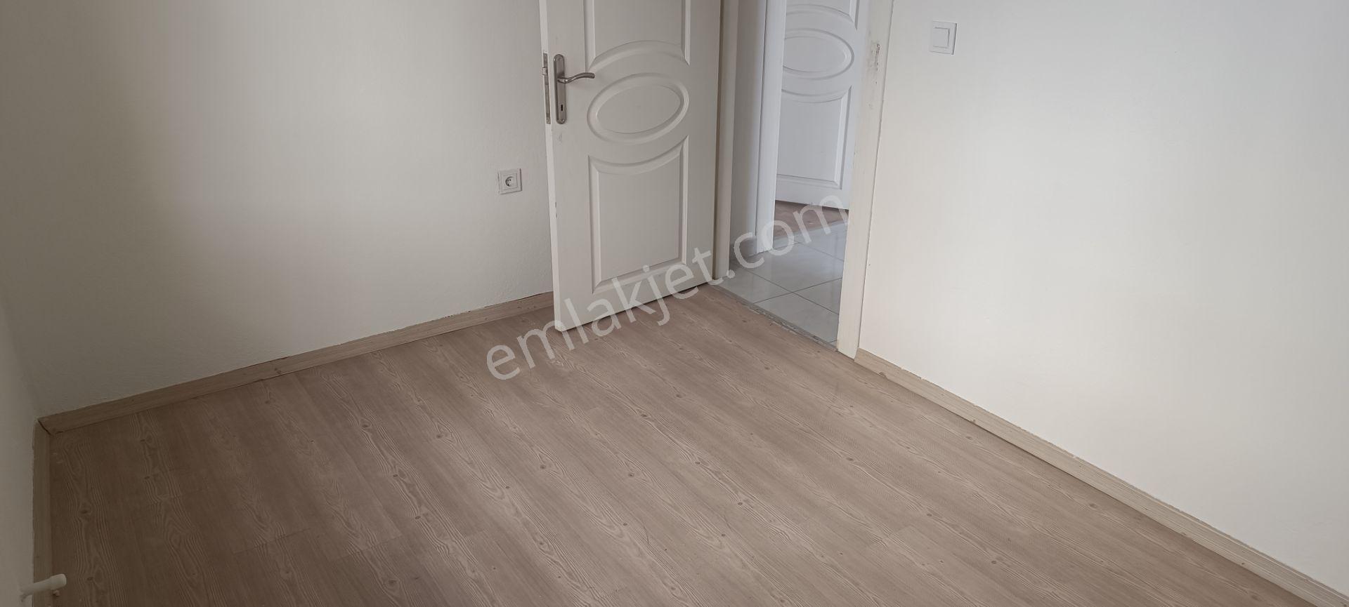 Fabrikalarda 2+1 Ayrı Mutfak 80m2 - Görsel 9