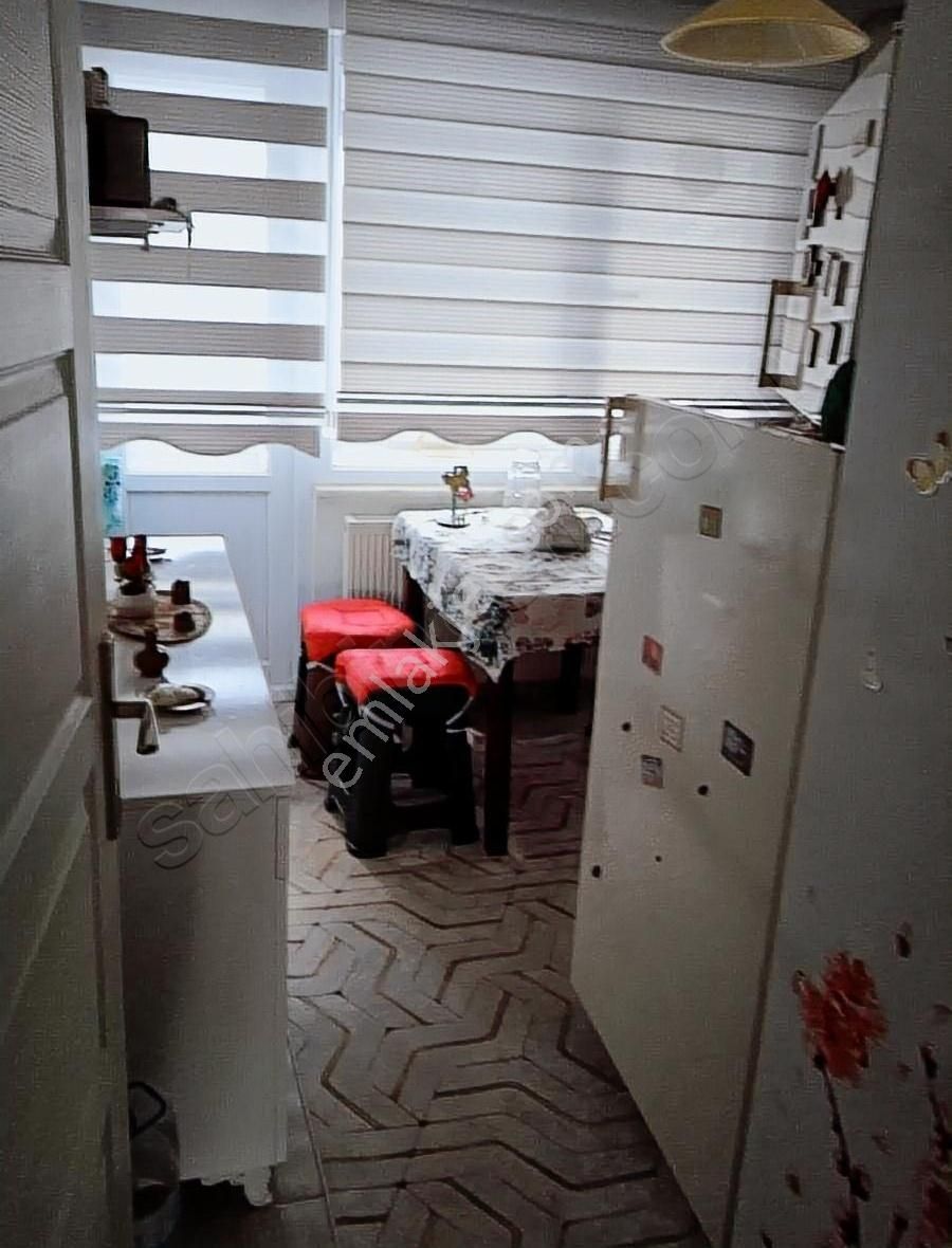 Denizden İstiklal Caddesinde Ful Eşyalı Kıralık Daire - Görsel 14