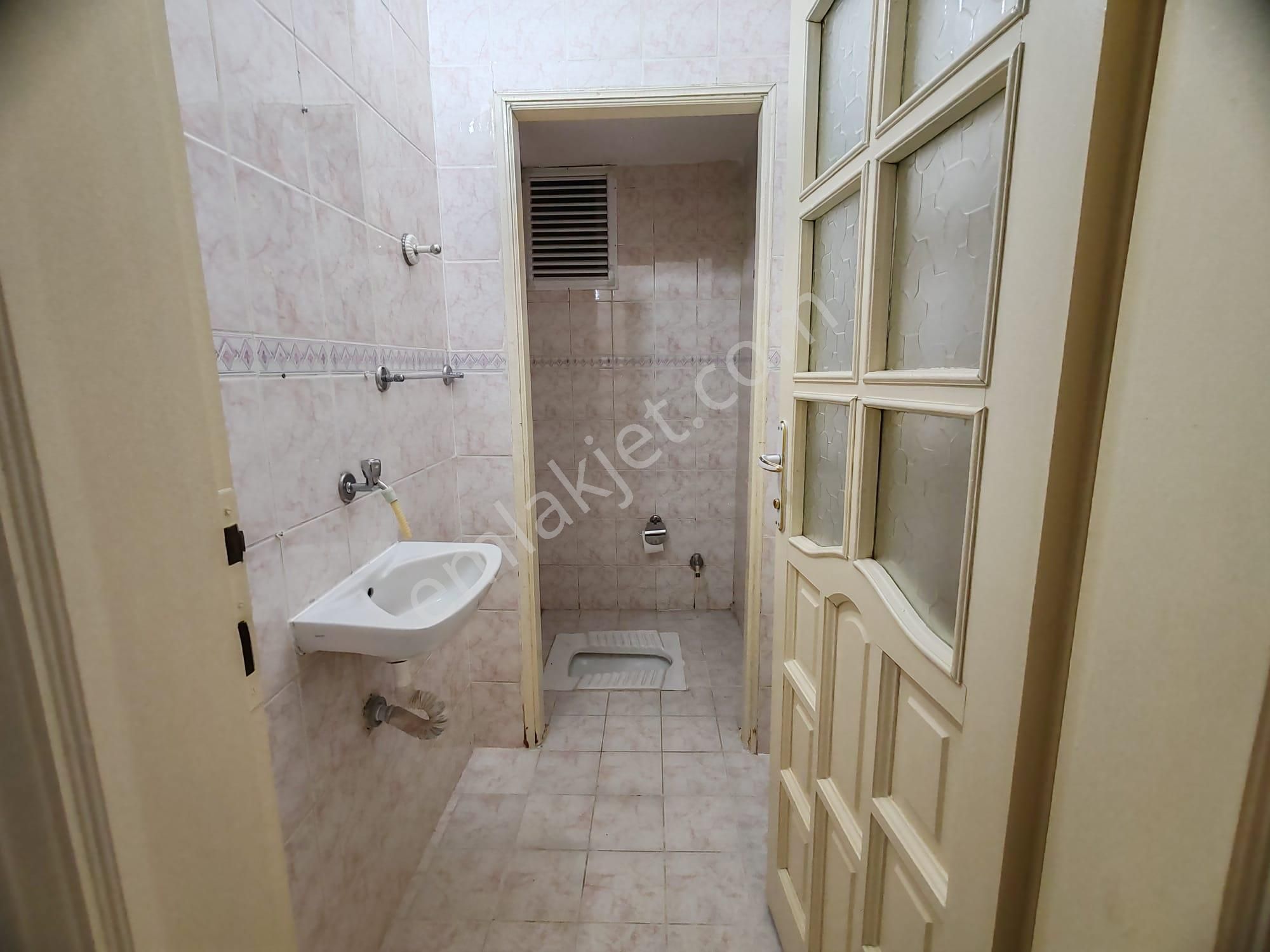 Trabzon Çukurçayır Mahallesi’nde Kiralık 2+1 Daire - Görsel 7