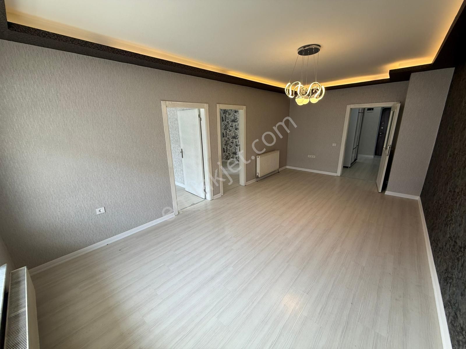 Tepebaşı'nda Yüksek Giriş Geniş Balkonlu Ultra Yapılı 3+1 Daire - Görsel 23