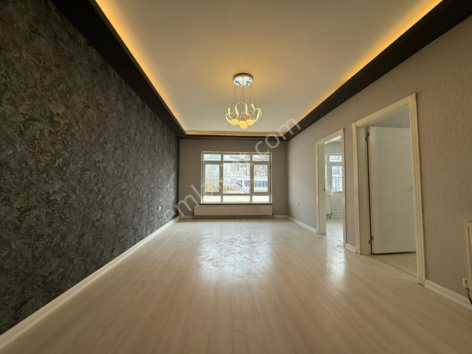 Tepebaşı'nda Yüksek Giriş Geniş Balkonlu Ultra Yapılı 3+1 Daire - Görsel 7