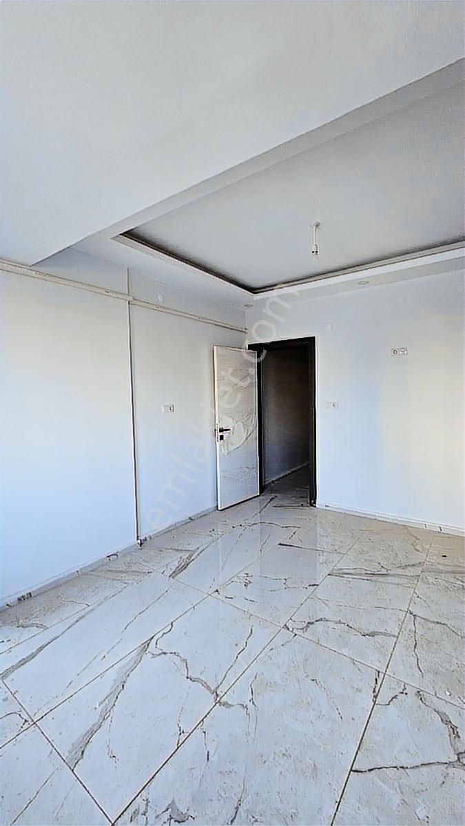 Çözüm'den D.bakır Yolu Üzeri Şoförler Odası Yanı Ferah 3+1 Daire - Görsel 29