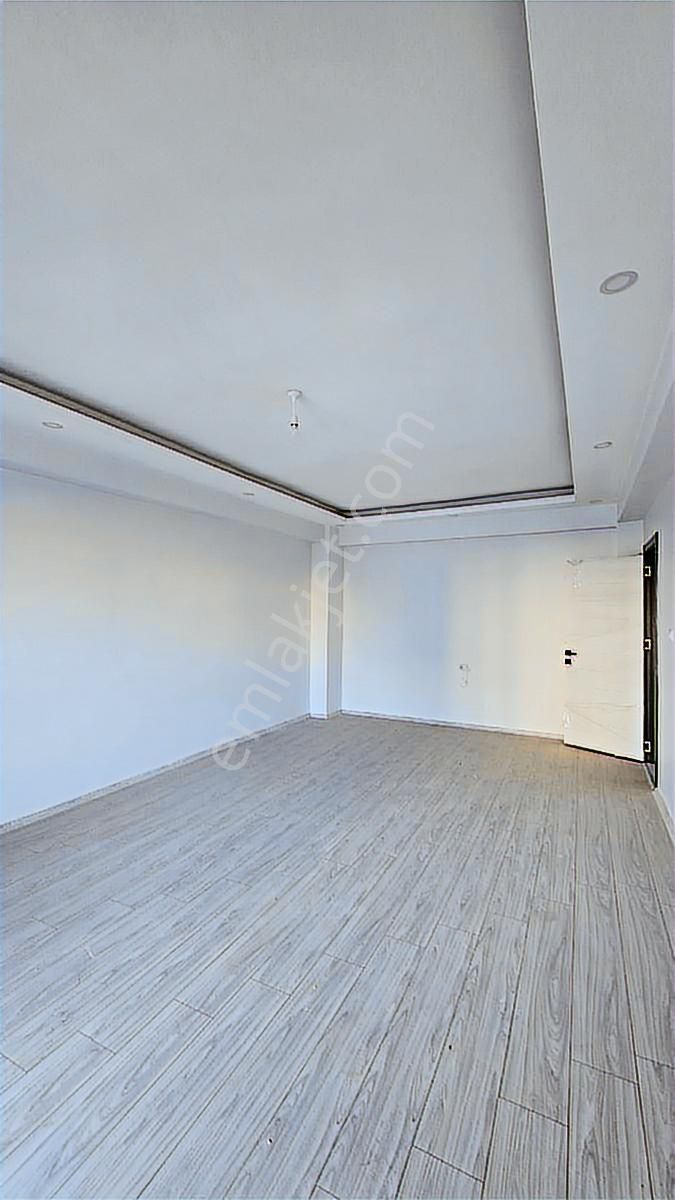 Çözüm'den D.bakır Yolu Üzeri Şoförler Odası Yanı Ferah 3+1 Daire - Görsel 27