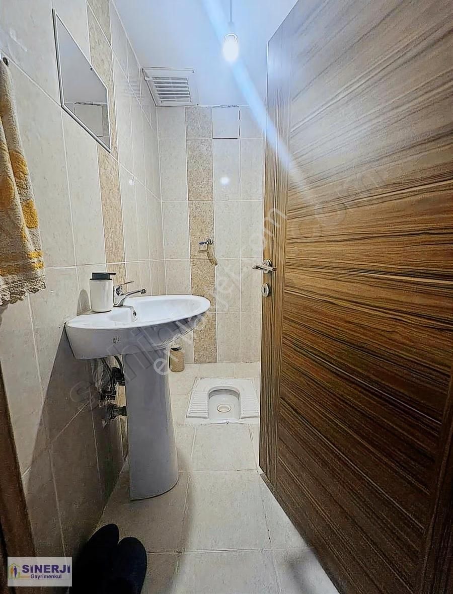 Bağlarbaşında Geniş 3+1 Satılık Daire - Görsel 13