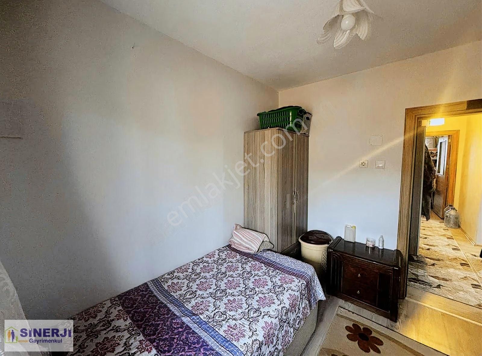 Bağlarbaşında Geniş 3+1 Satılık Daire - Görsel 14