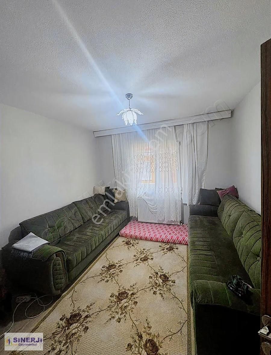 Bağlarbaşında Geniş 3+1 Satılık Daire - Görsel 12