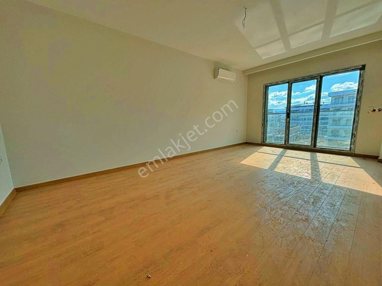 Uytundan Ören Yolunda Havuzlu Sitede Satılık 2+1 Lüks Daire - Görsel 6