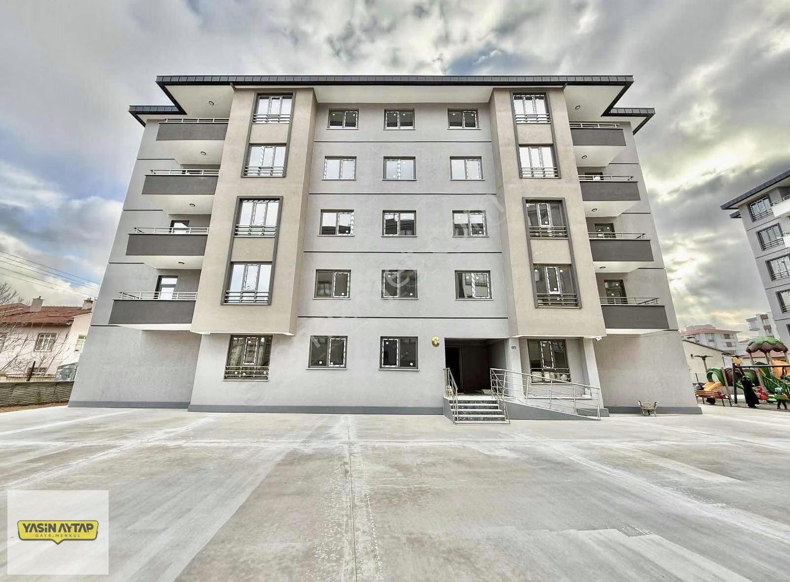 Karatay / Hacıveyiszade Mah. Satılık Sıfır Geniş 2+1 Lüks Daire - Görsel 2