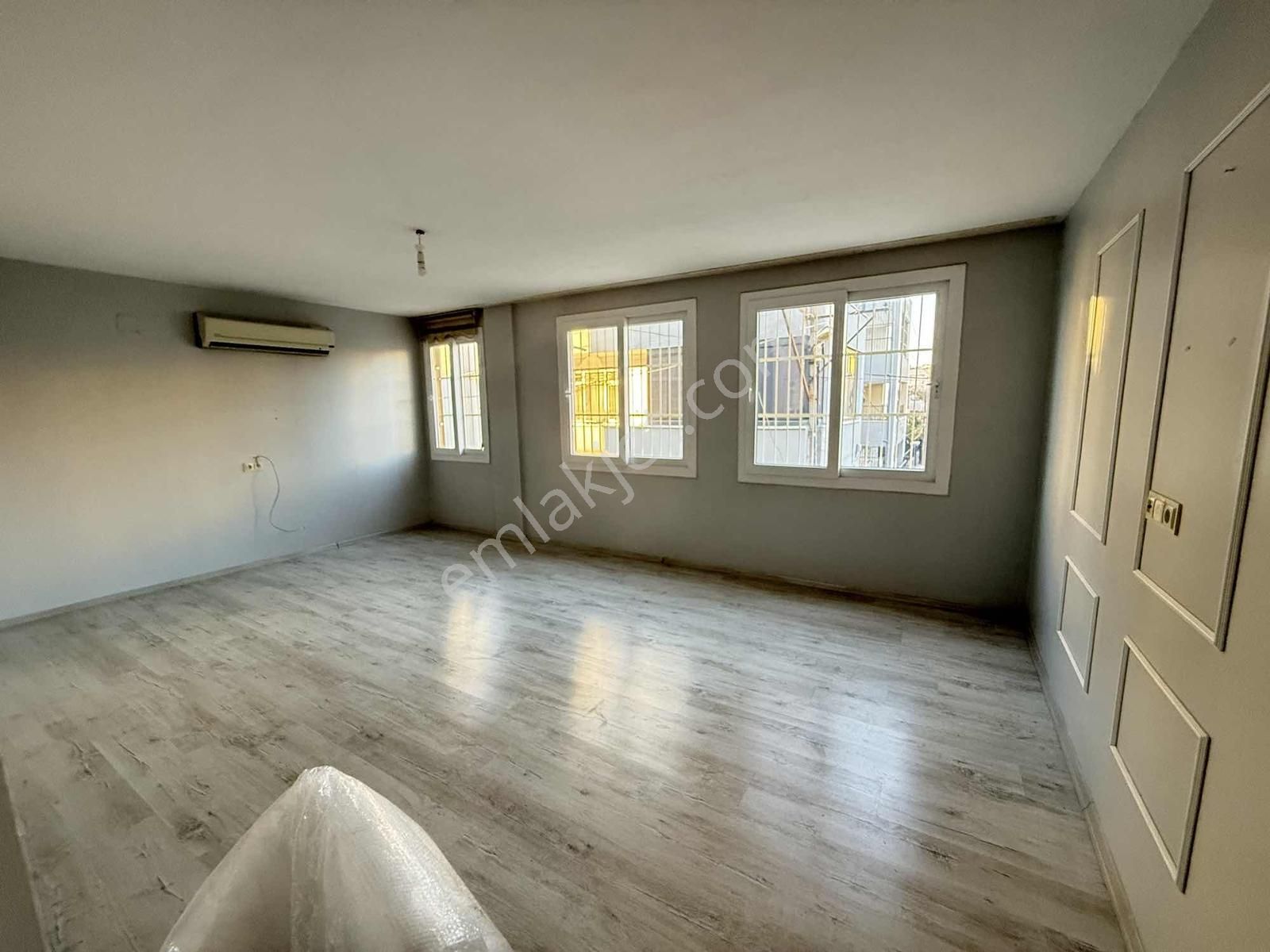 Lavinia Yeşilevler Mahallesi 3+1 Masrafsız Kiralık Müstakil Ev - Görsel 24