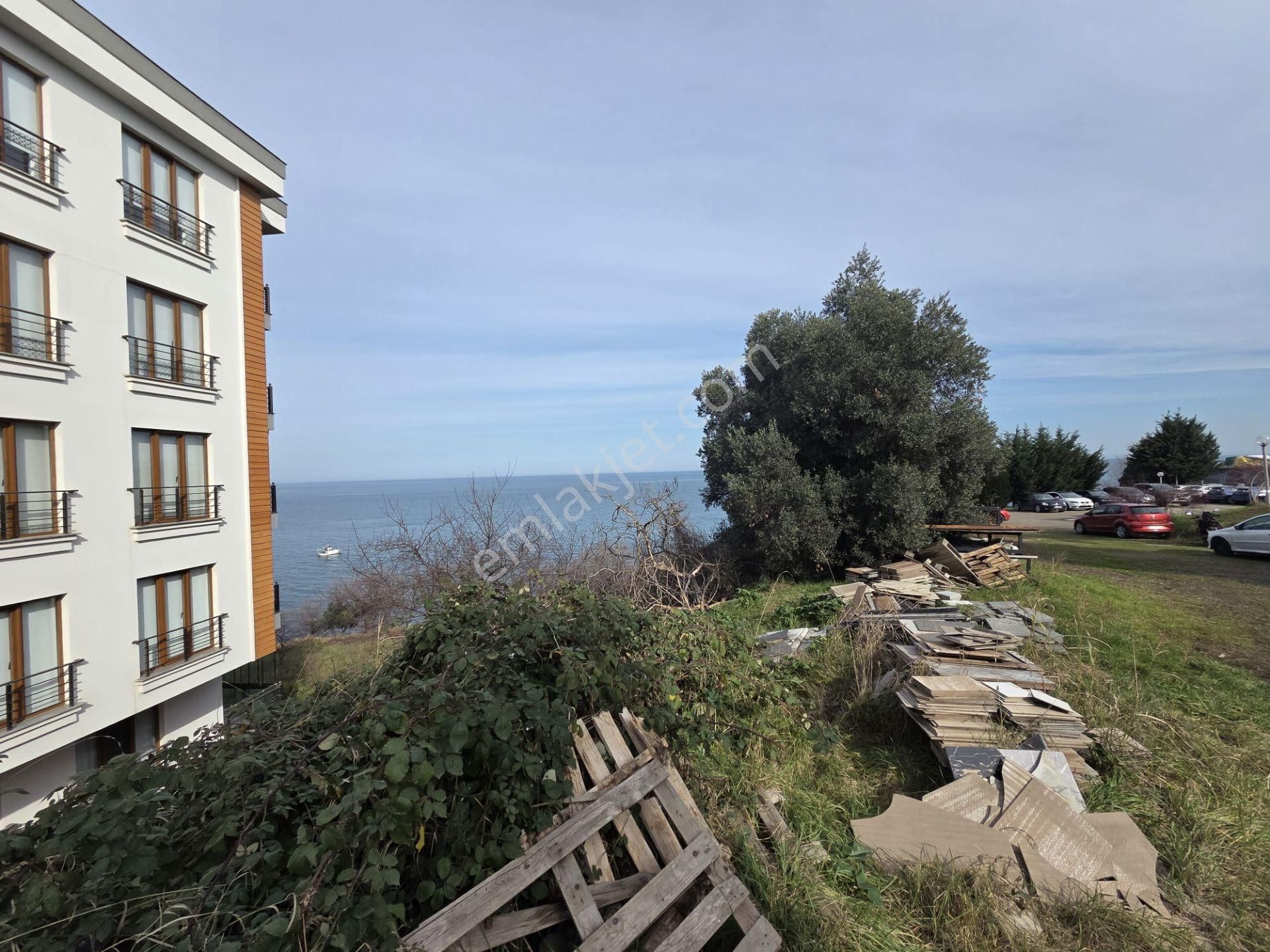 Yıldızlı Merkezde Full Deniz Manzaralı Konut+ticari Satılık Arsa