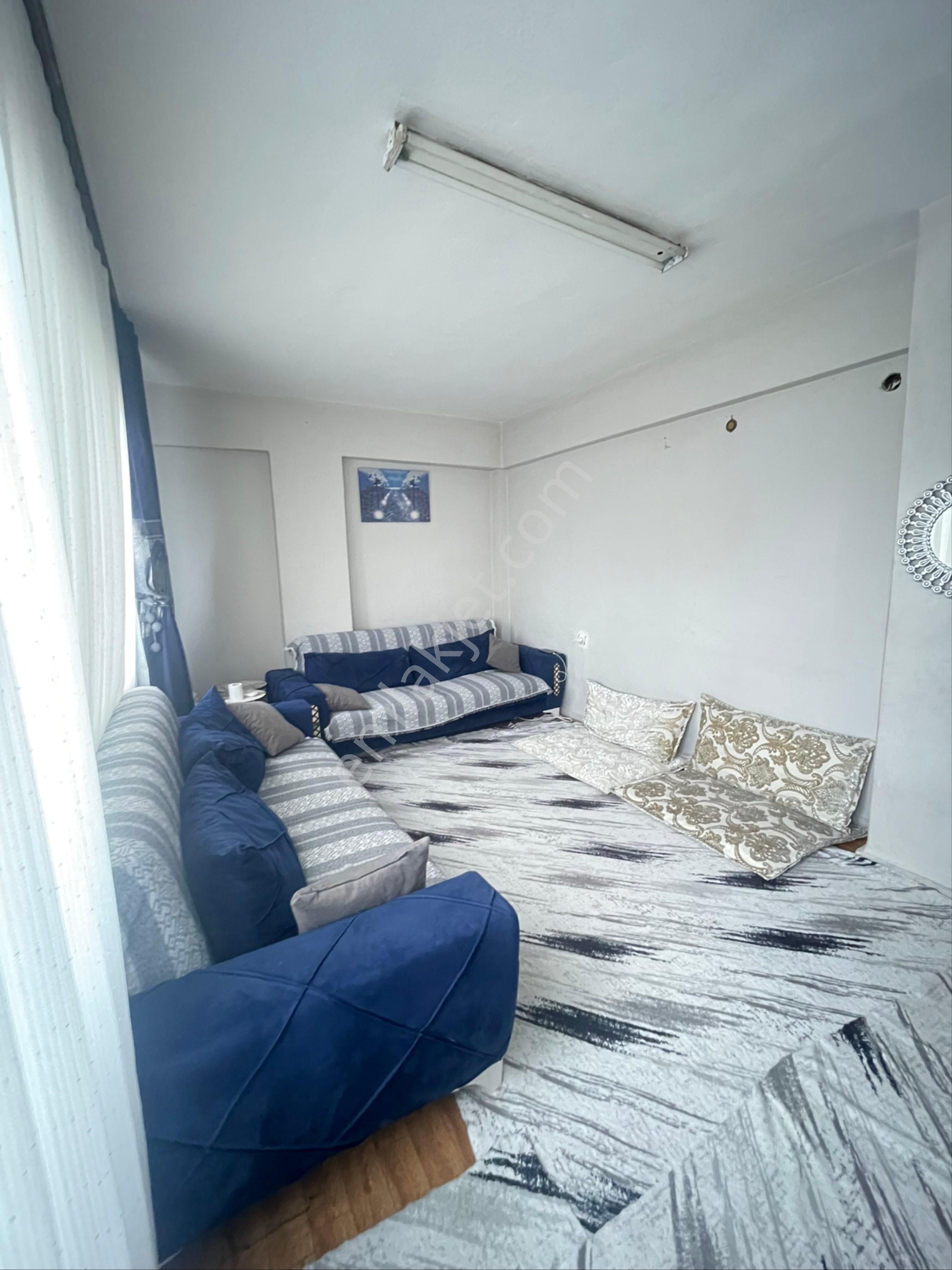 Cumhuriyetmahallesinde 2+1 Kat Seçenekleri Mevcut Olup Konut Kredisine Uygun Dairemiz Satılıktır