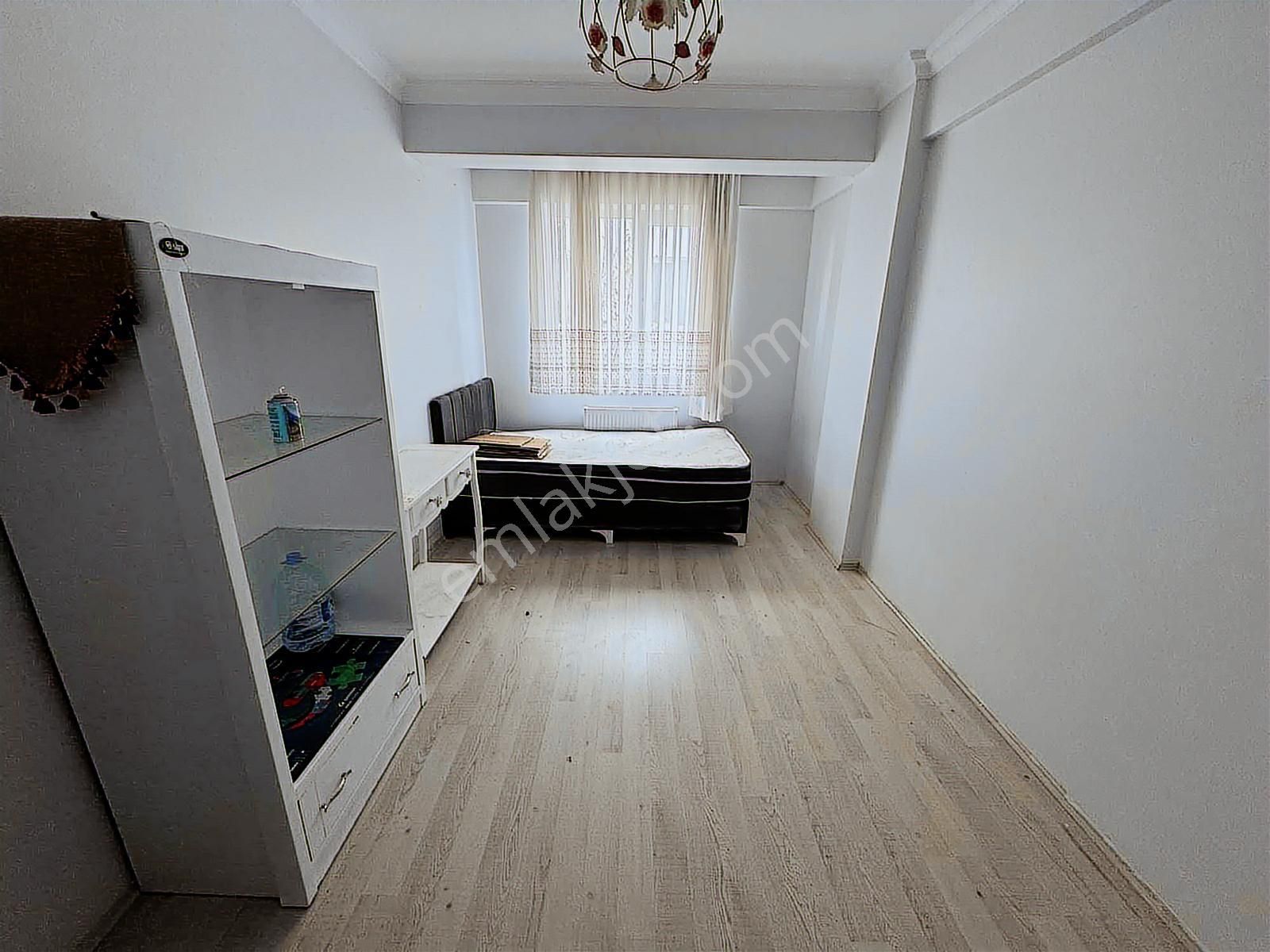 Sütlüce Mah. Eğitimciler Cad. Yakını Asansörlü Satılık 2+1 Daire - Görsel 16