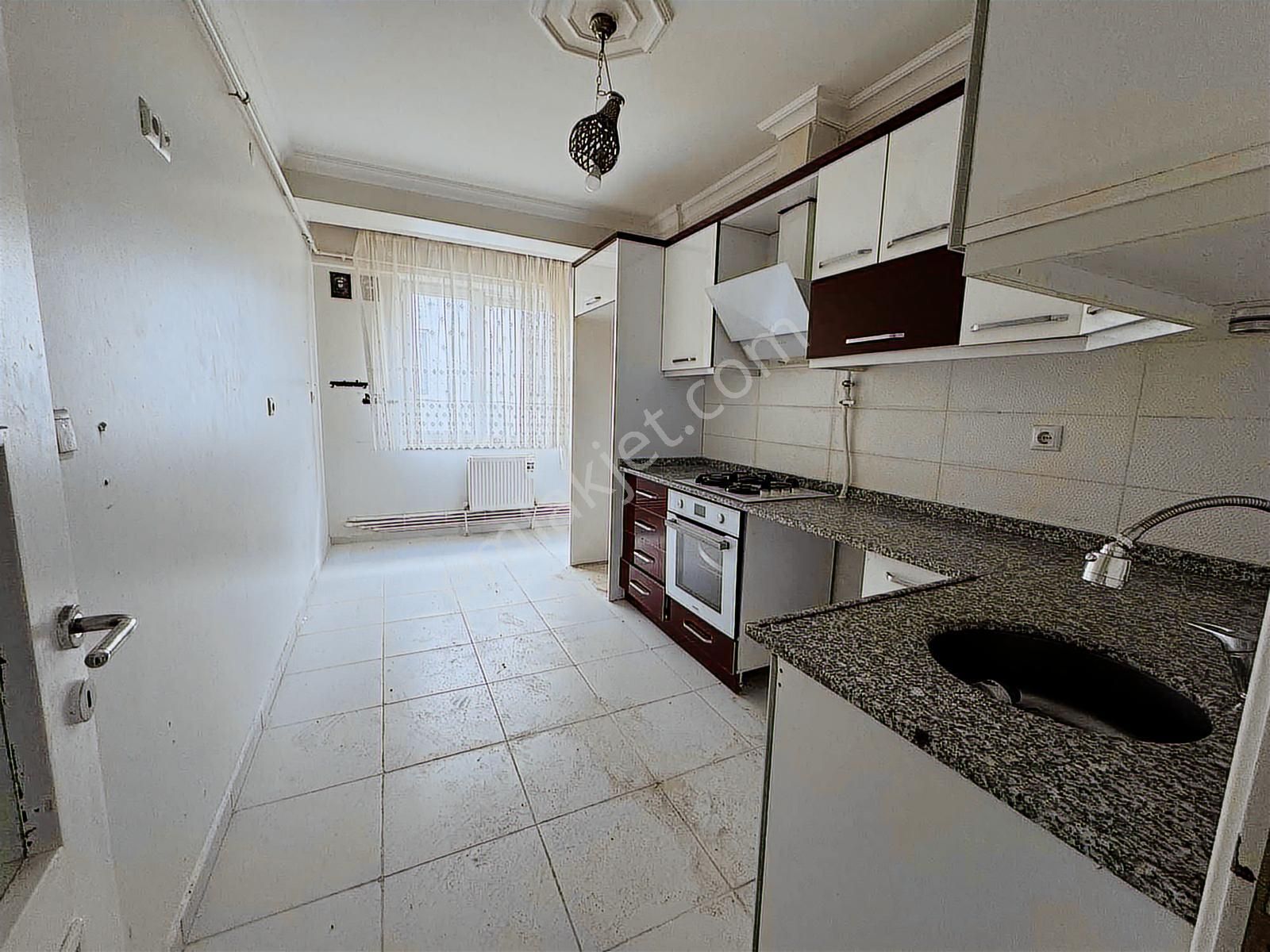 Sütlüce Mah. Eğitimciler Cad. Yakını Asansörlü Satılık 2+1 Daire - Görsel 12