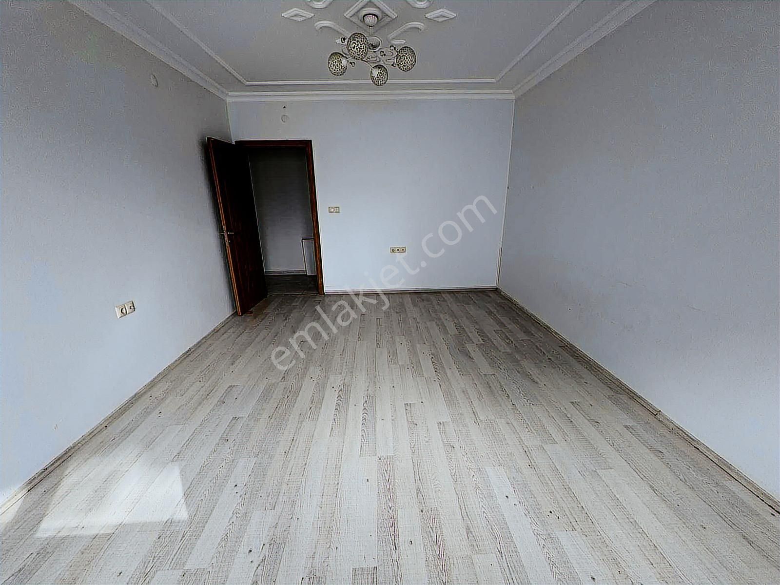 Sütlüce Mah. Eğitimciler Cad. Yakını Asansörlü Satılık 2+1 Daire - Görsel 11