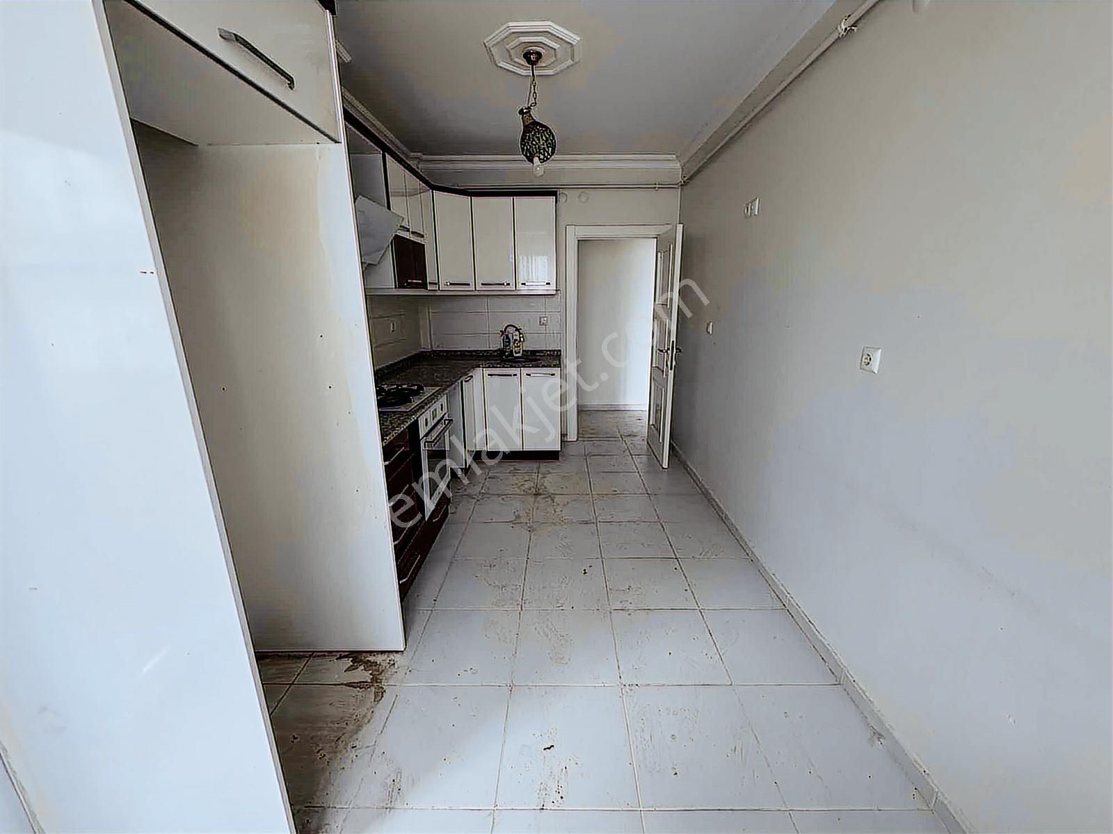 Sütlüce Mah. Eğitimciler Cad. Yakını Asansörlü Satılık 2+1 Daire - Görsel 30