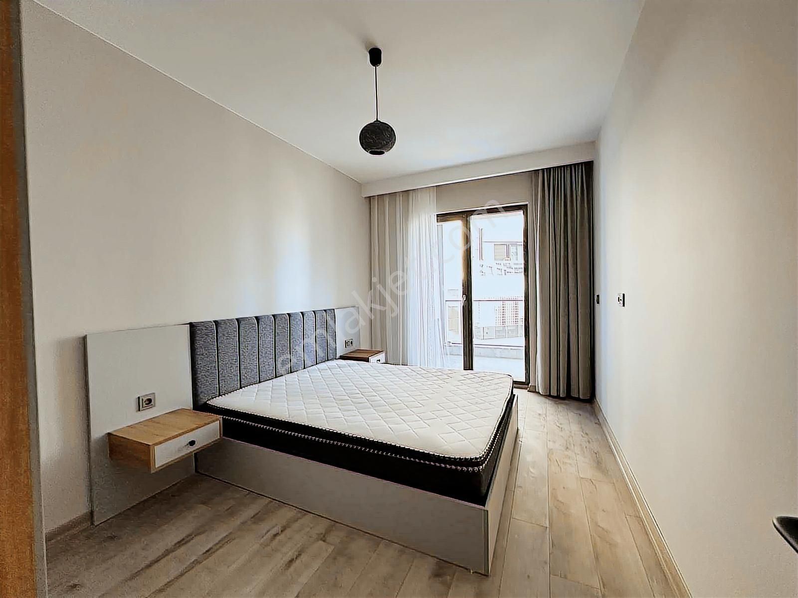 Proas'dan Paris Skala Evlerinde 1+1 Full Eşyalı Kiralık Daire - Görsel 8