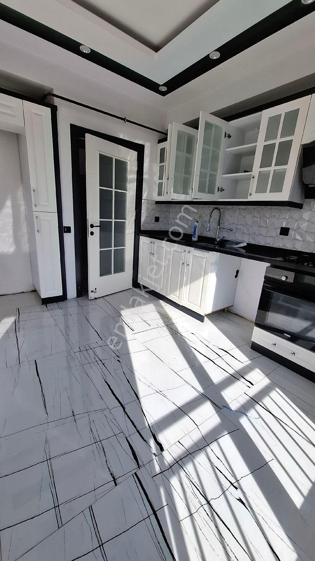 Adana Sarıçam Elifsu Uludağ Mah.kiralık 3+1 Daire