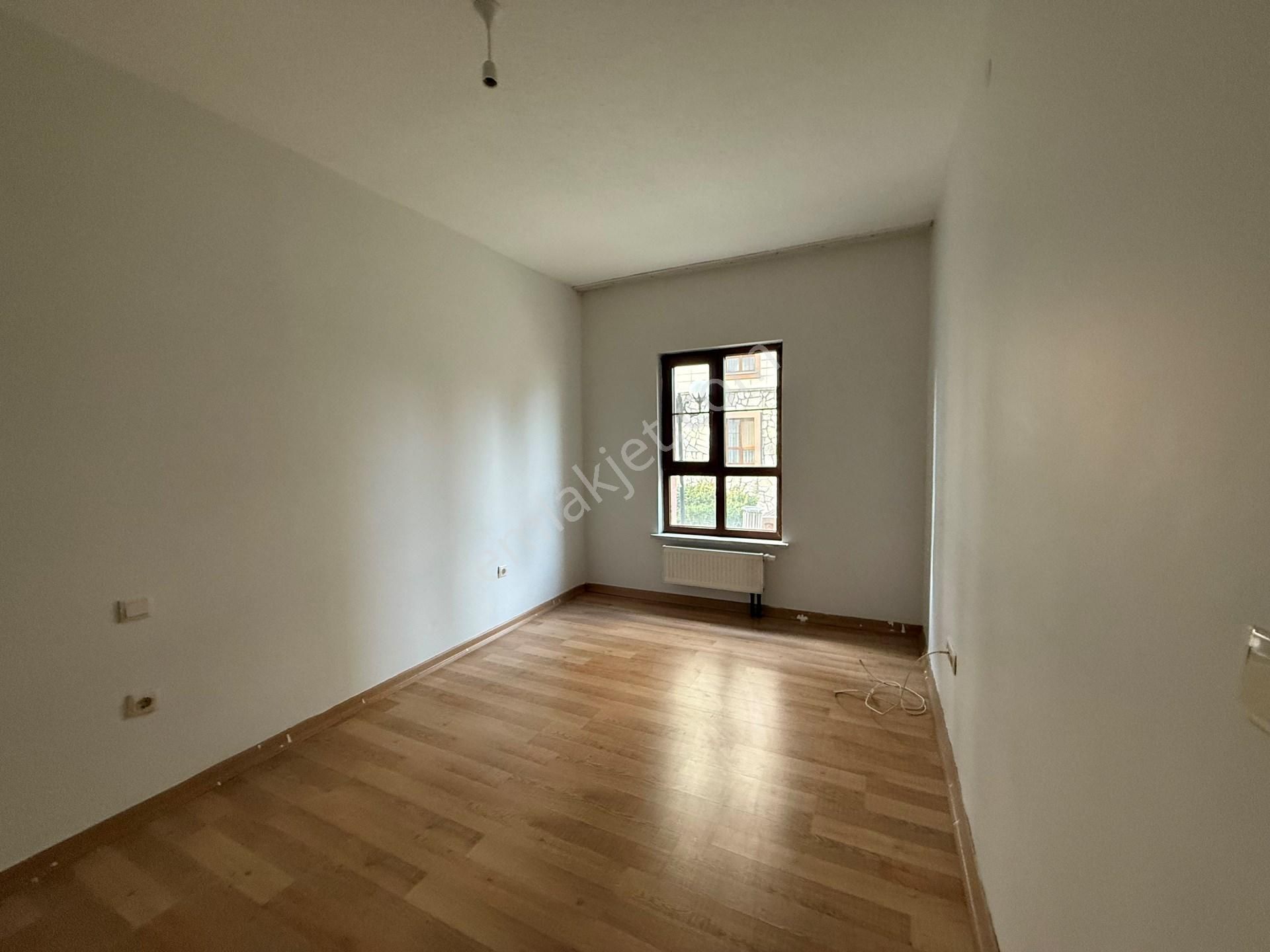 Bursa Osmangazi Yunuseli Basın Sitesi 3+1 Temiz Kiralık Daire - Görsel 14