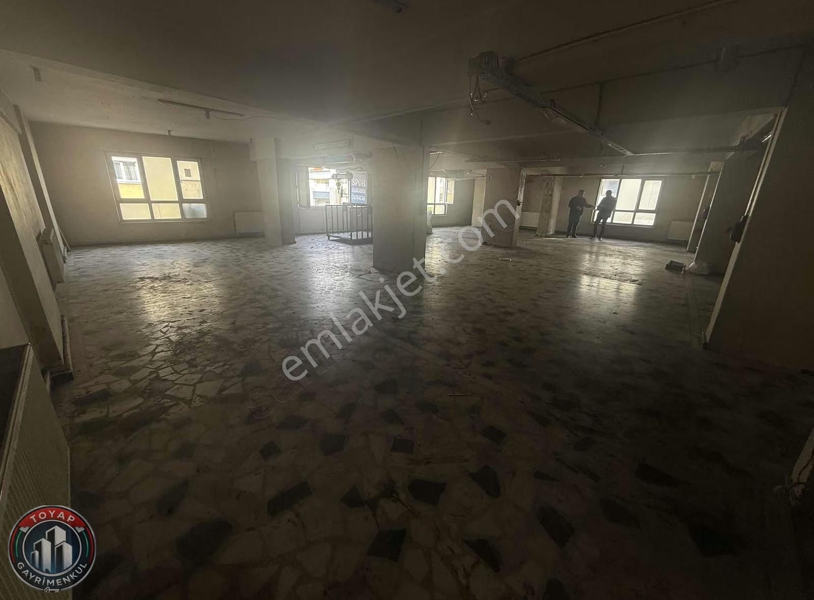 Toyap İnş 50.yıl Tramvaya Cephe 350 M2 Asansörlü Kiralık İşyeri - Görsel 11
