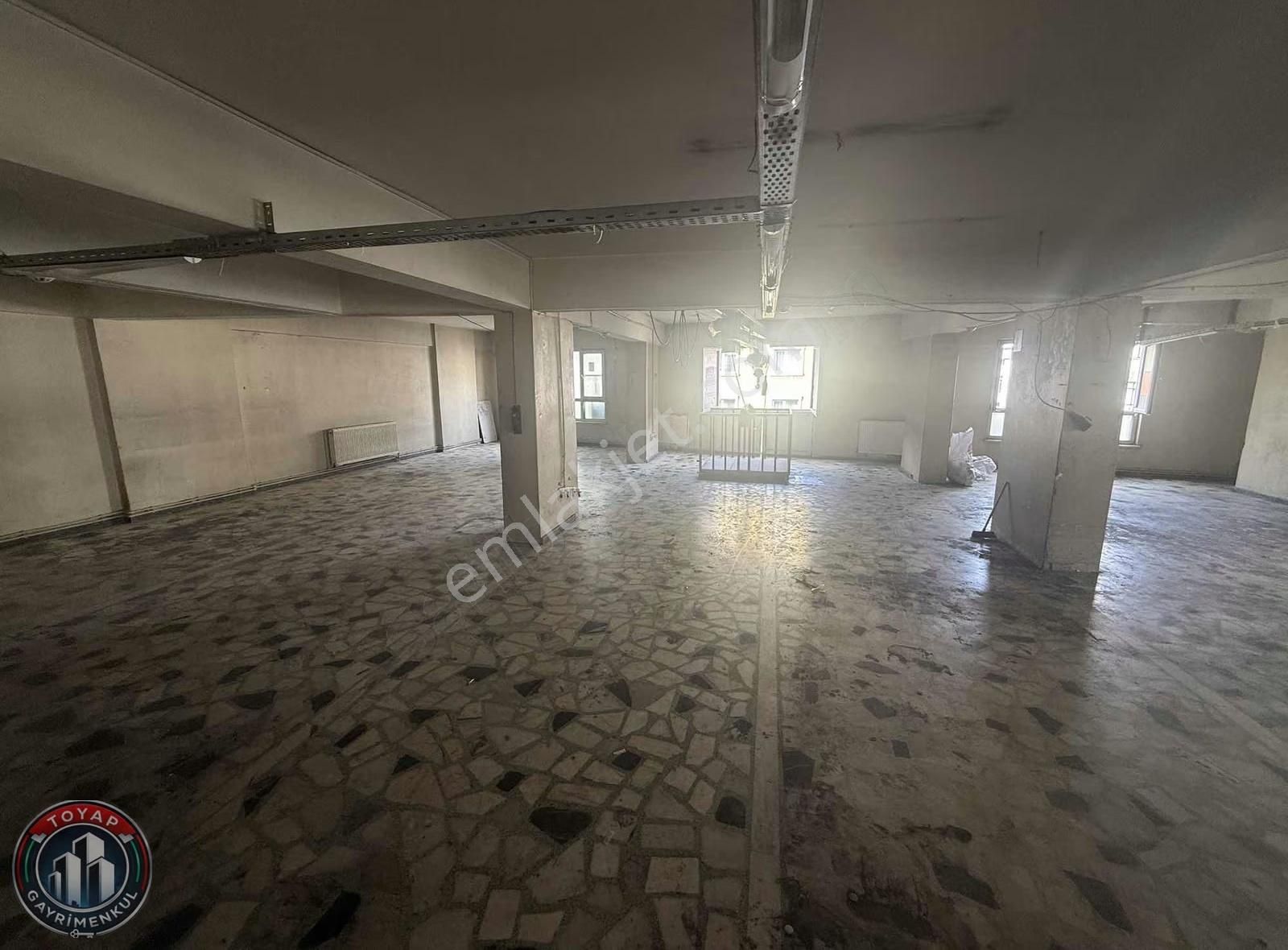 Toyap İnş 50.yıl Tramvaya Cephe 350 M2 Asansörlü Kiralık İşyeri - Görsel 23