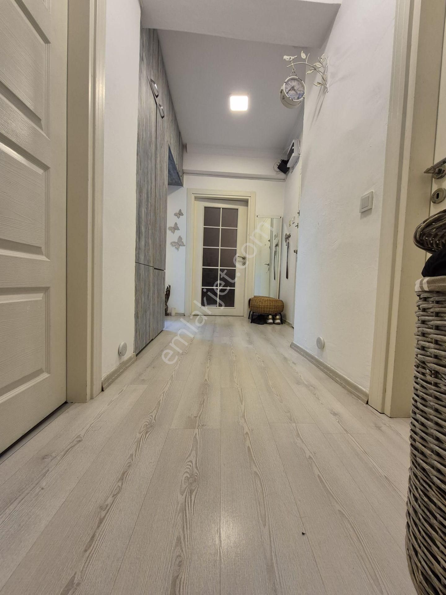 Güvenlik Mahallesi 'nde Cadde Üzeri , Şık Tasarımlı 2+1 Daire - Görsel 16