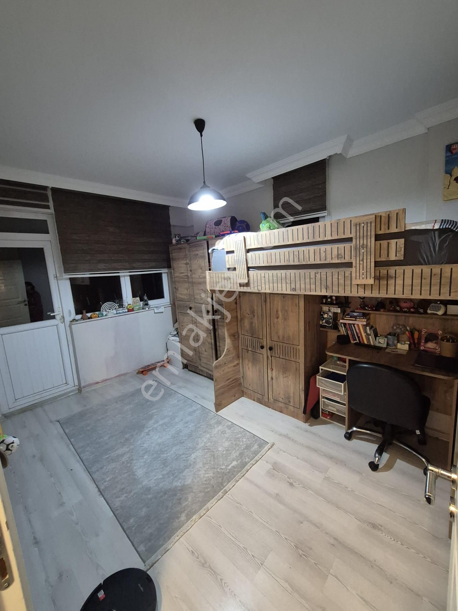 Güvenlik Mahallesi 'nde Cadde Üzeri , Şık Tasarımlı 2+1 Daire - Görsel 14