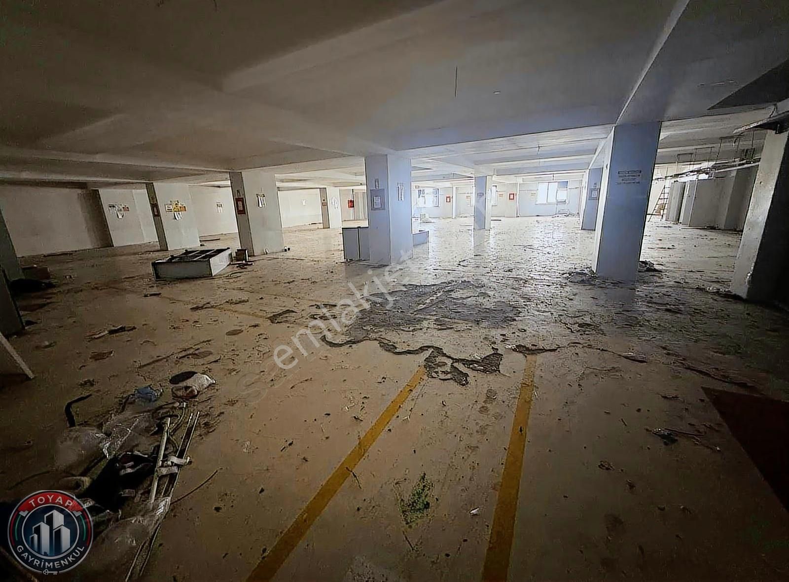 Toyap İnş Uğurmumcu 1250 M2 Yük Asansörlü Kiralık İş Yeri Dükkan - Görsel 7