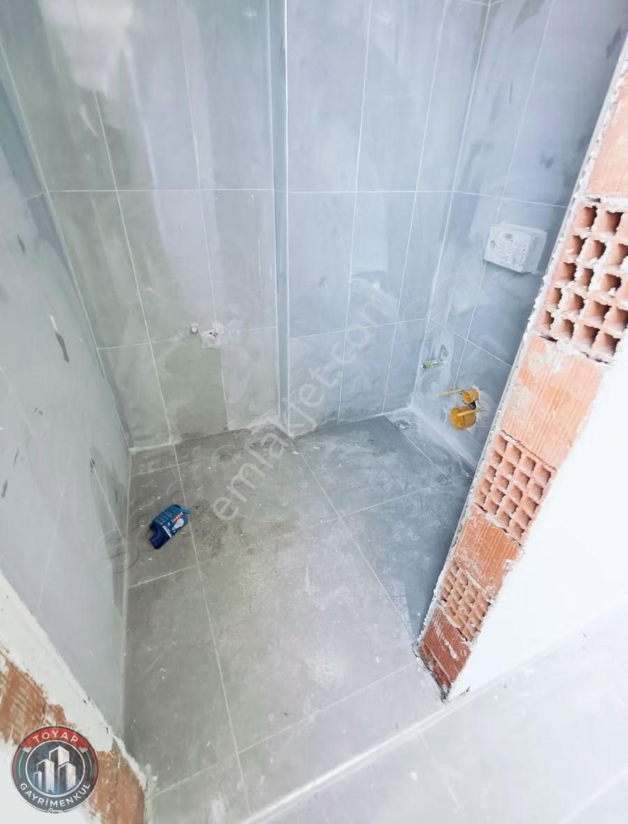Sultangazi Bölgesinde Tramvay Caddesinde 550m² Kiralık Dükkan - Görsel 19