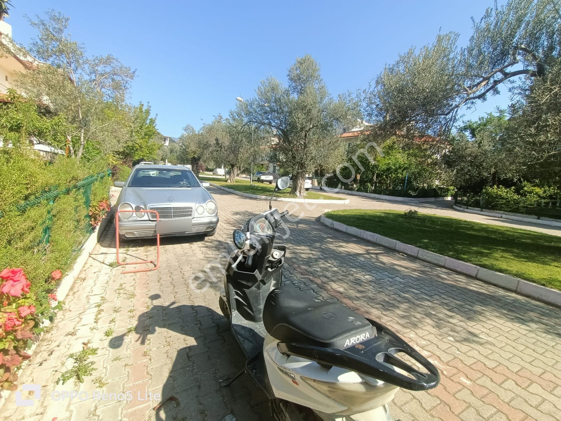 Balıkesir Edremit Güre Sahilde Buse Emlak'tan 3+1 Tripleks Villa - Görsel 3