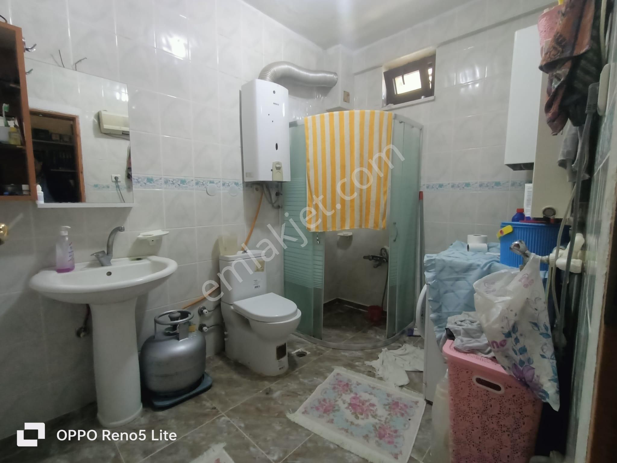 Balıkesir Edremit Güre Sahilde Buse Emlak'tan 3+1 Tripleks Villa - Görsel 9