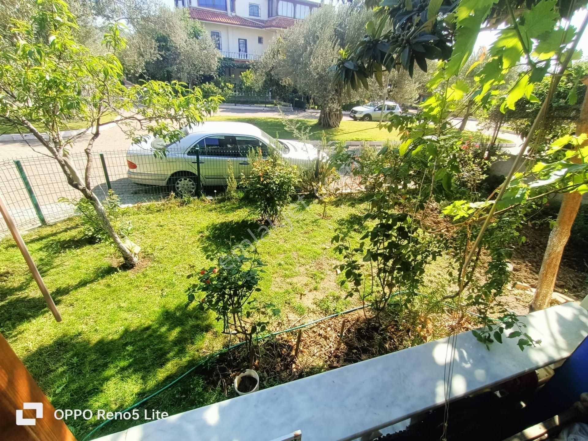 Balıkesir Edremit Güre Sahilde Buse Emlak'tan 3+1 Tripleks Villa - Görsel 24