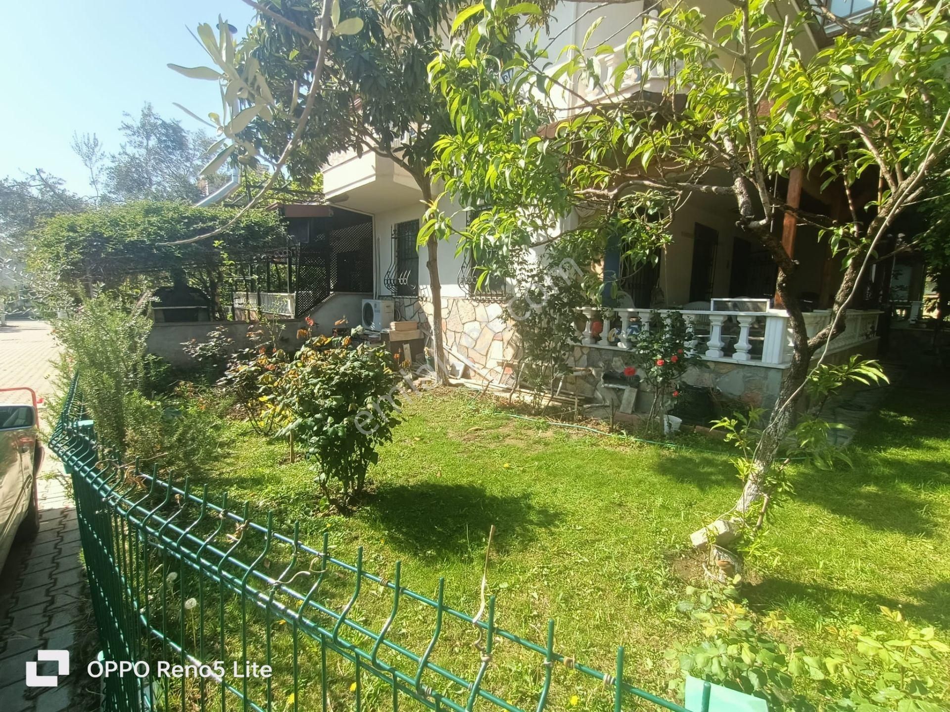 Balıkesir Edremit Güre Sahilde Buse Emlak'tan 3+1 Tripleks Villa - Görsel 33