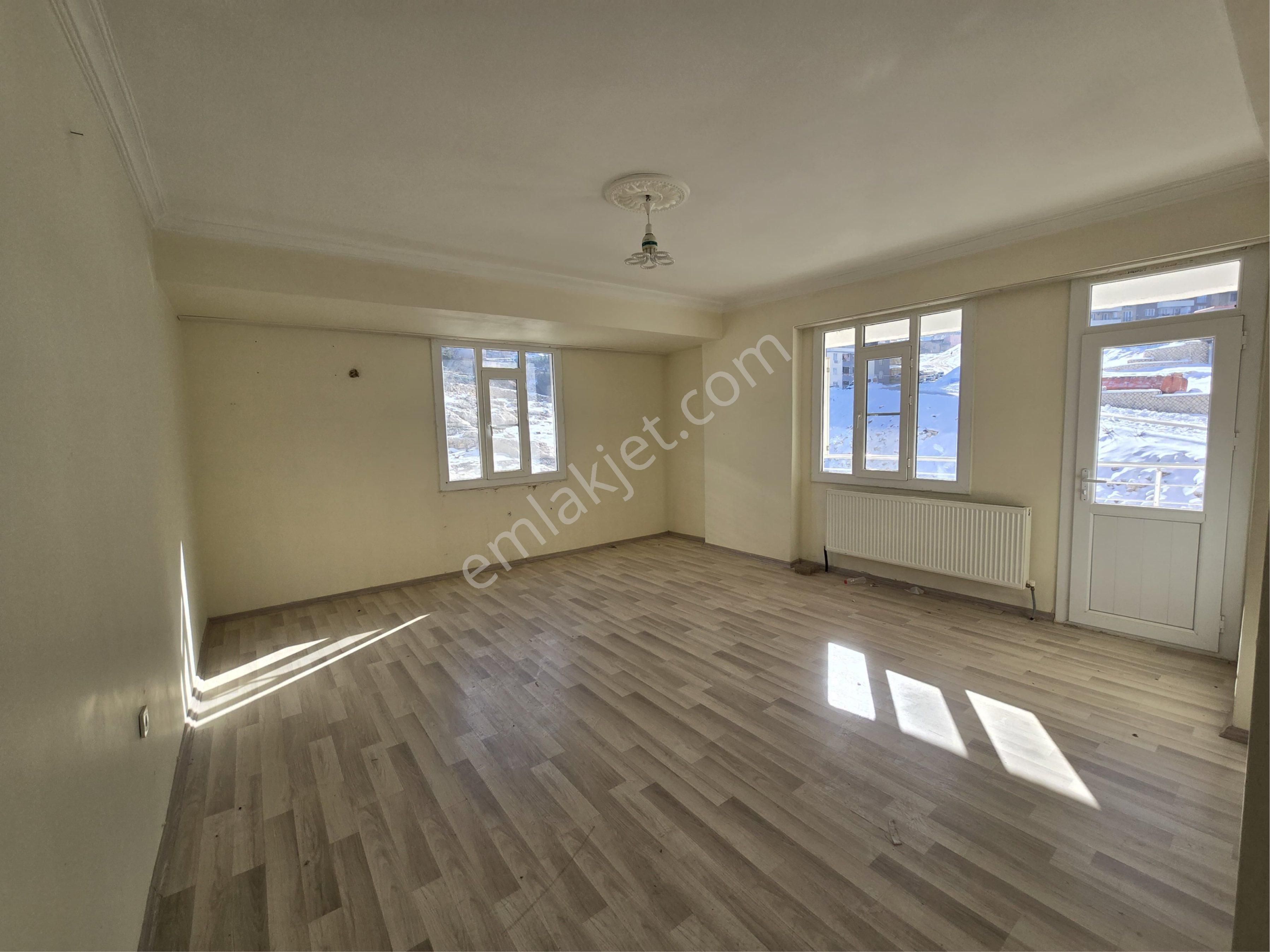 Murat Emlaktan Yalım Mah. Ara Kat 3+1 Dairemiz Satılıktır - Görsel 8