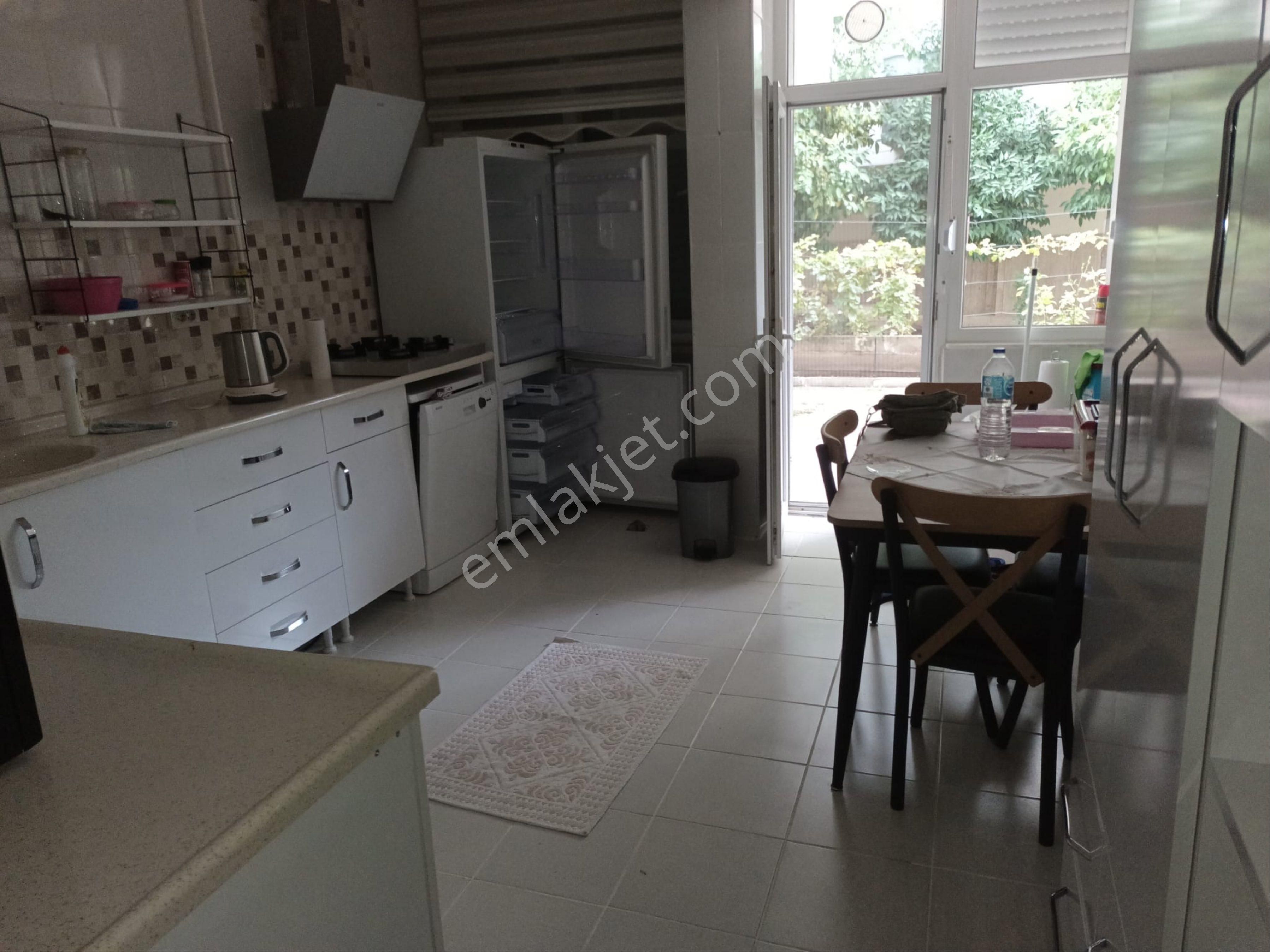 Konyaaltı Liman Mah.denize 1 Dakika Ayrı Mutfaklı Bahçeli Daire - Görsel 3